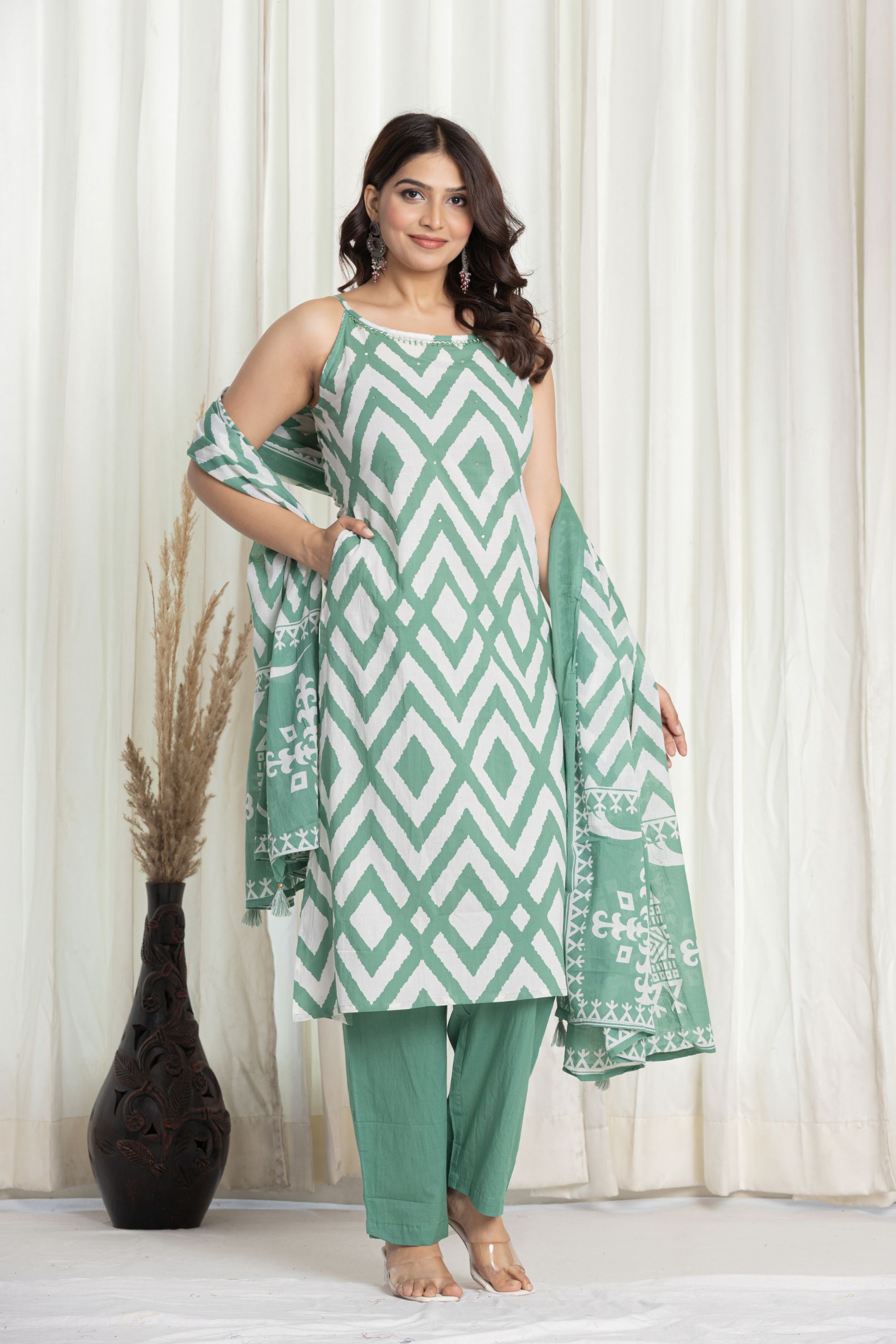 Dupatta Pant set
