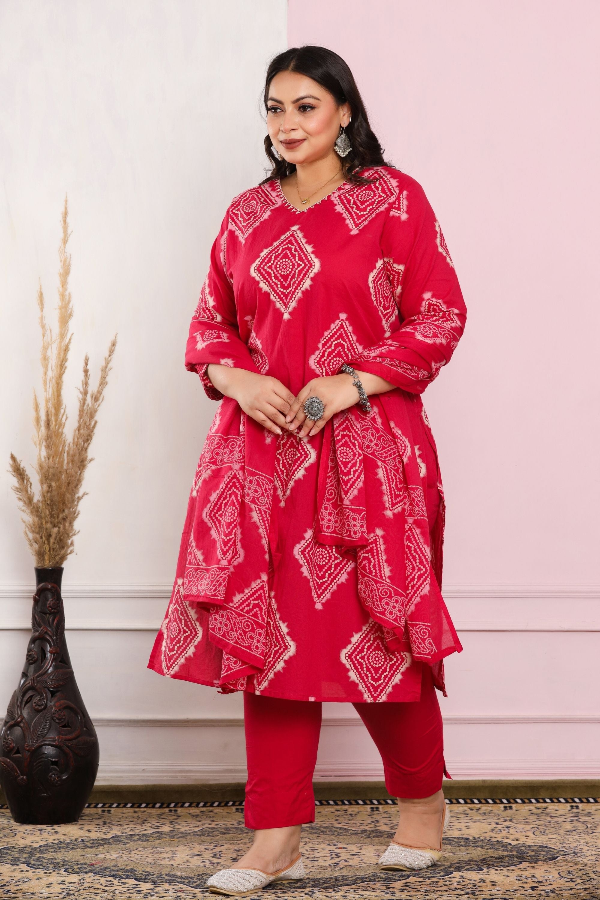 Bandhej Dupatta Pant Set