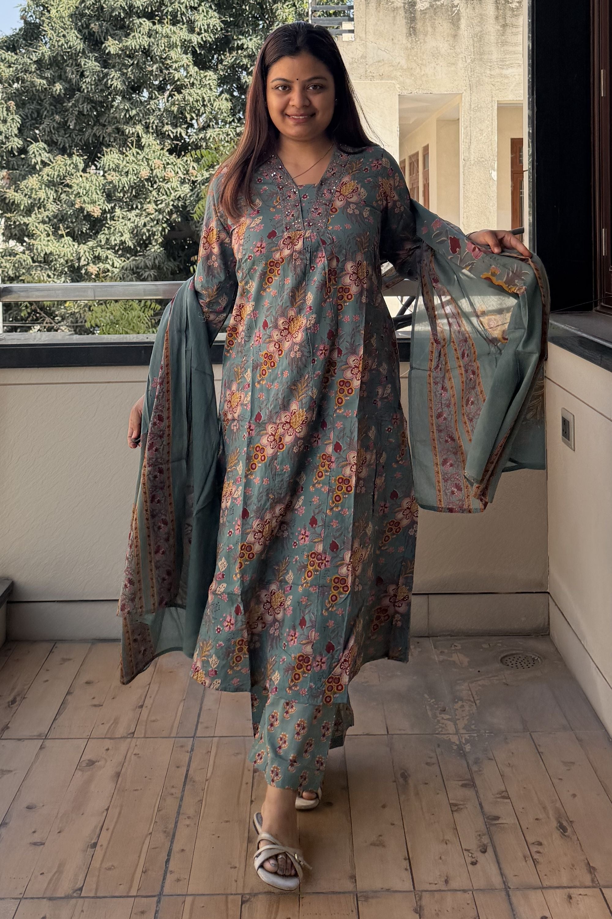 Dupatta Pant Set