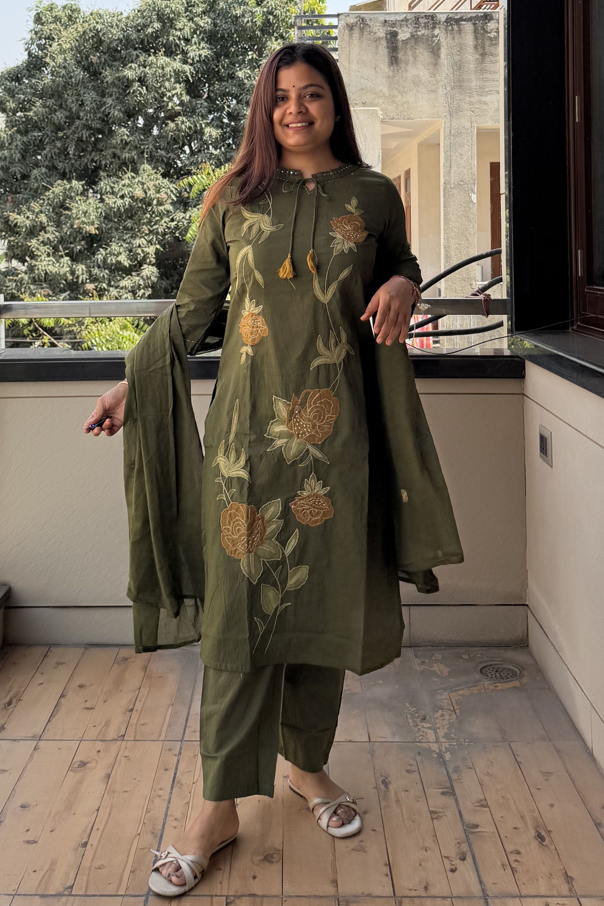 Dupatta Pant Set