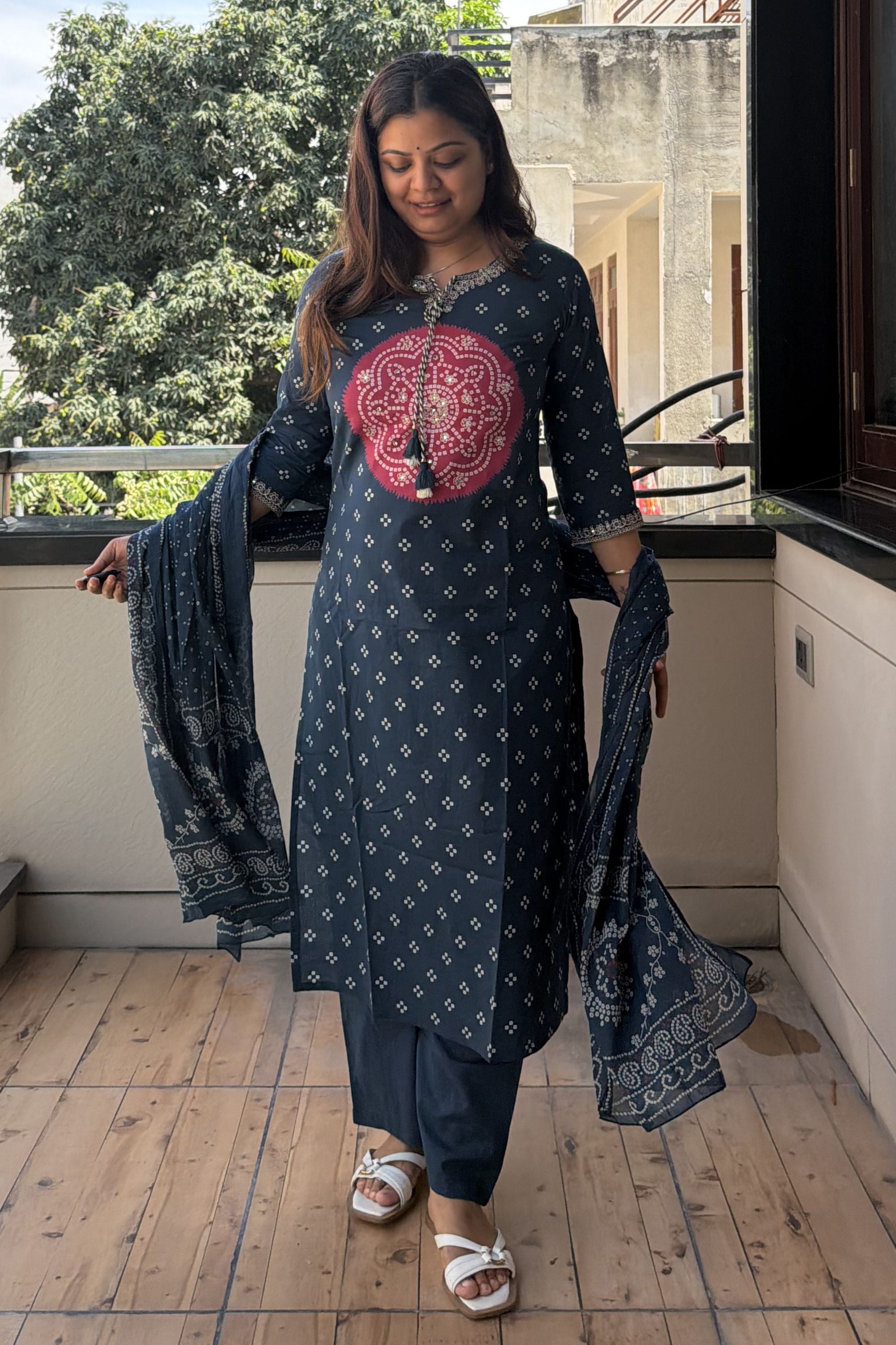 Bandhej Dupatta Pant Set