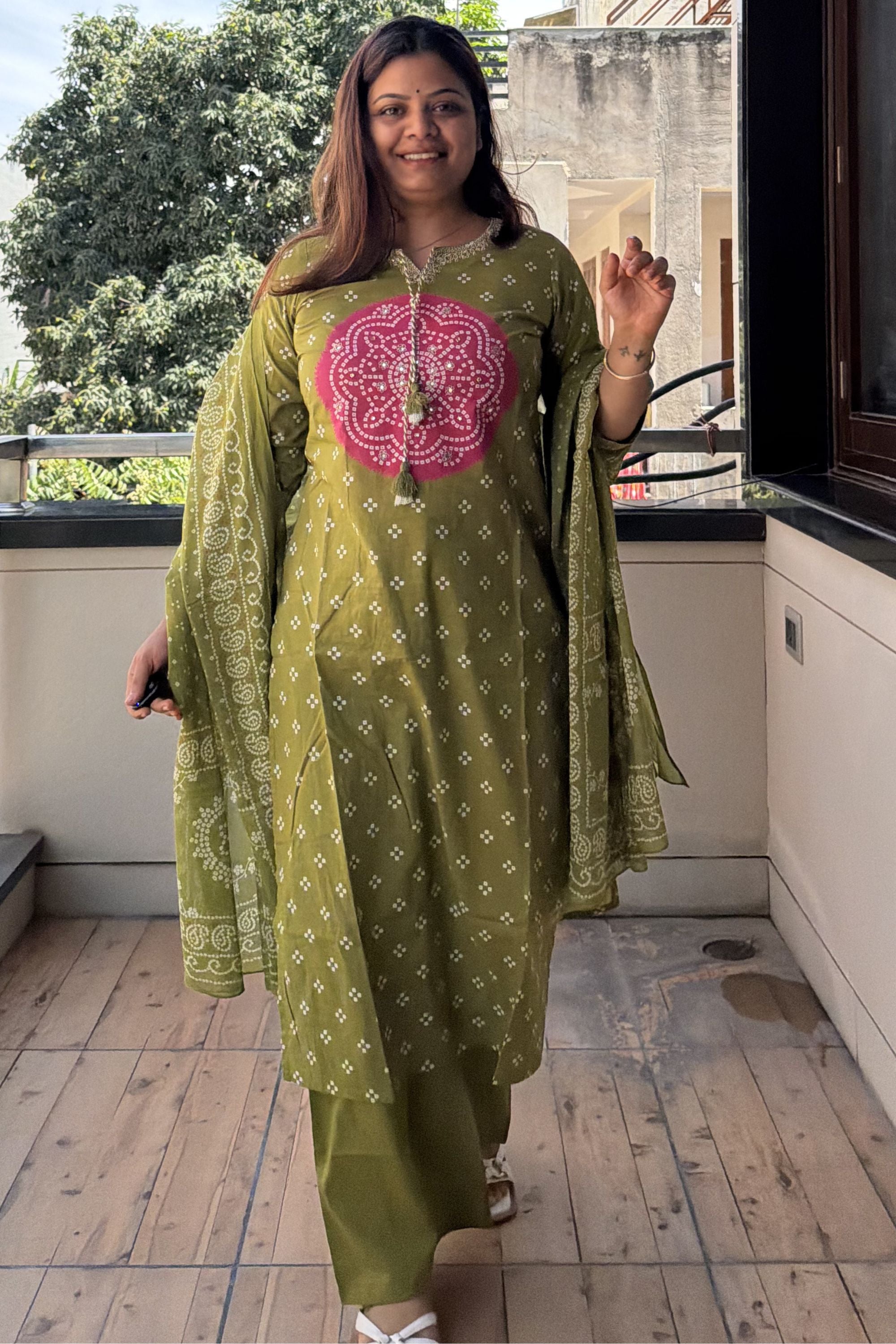 Bandhej Dupatta Pant Set