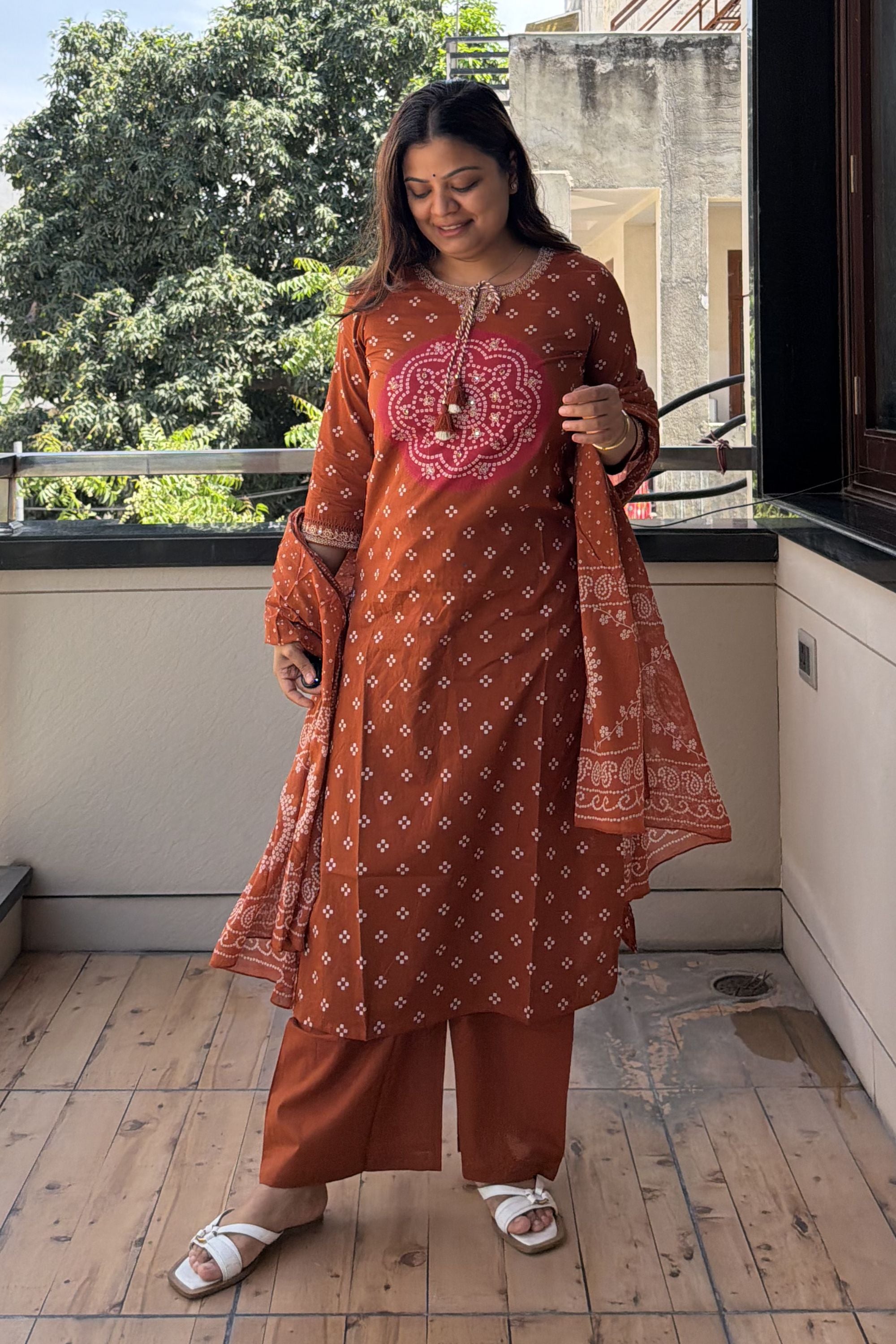 Bandhej Dupatta Pant Set