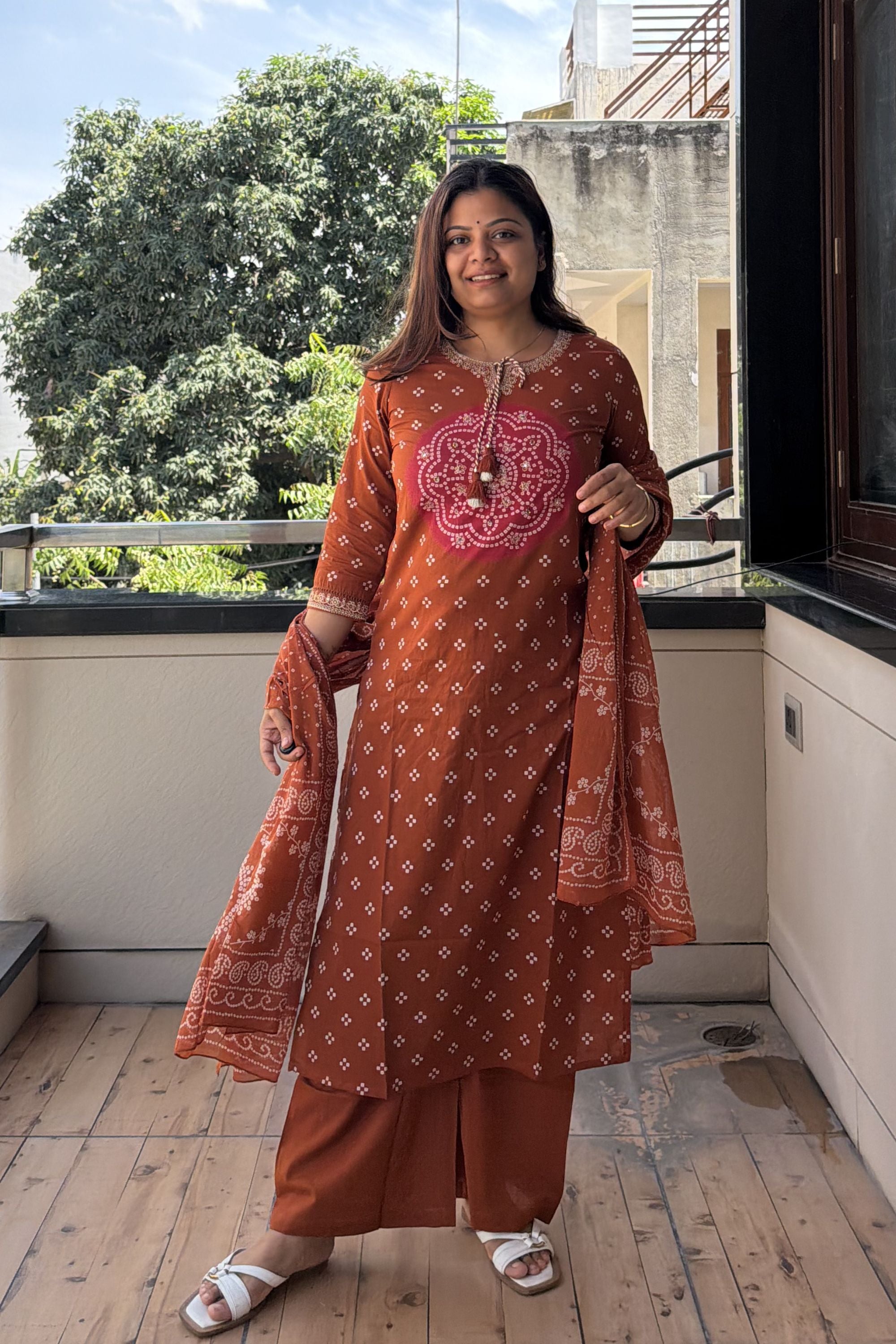 Bandhej Dupatta Pant Set