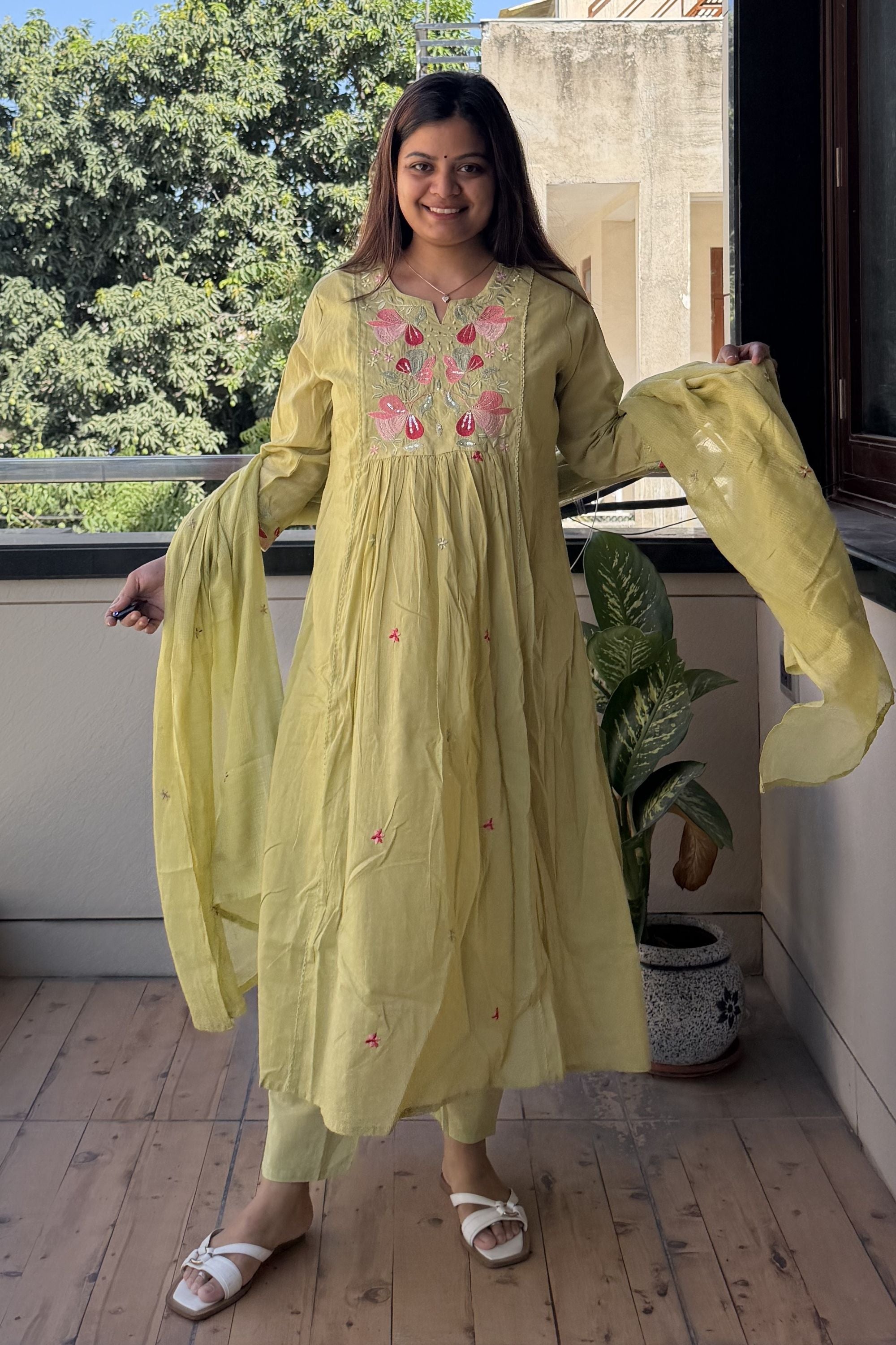 Dupatta Pant Set
