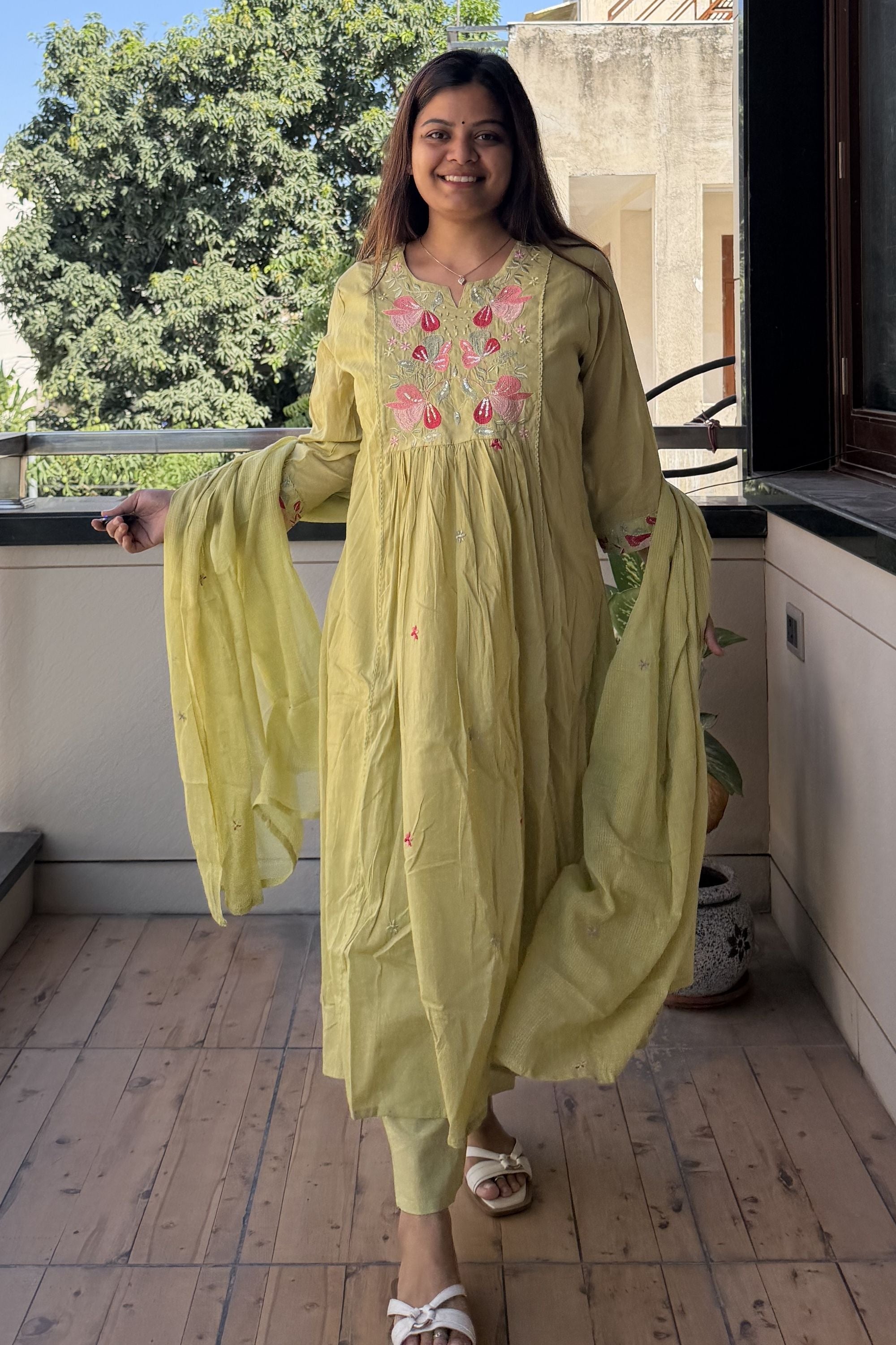 Dupatta Pant Set
