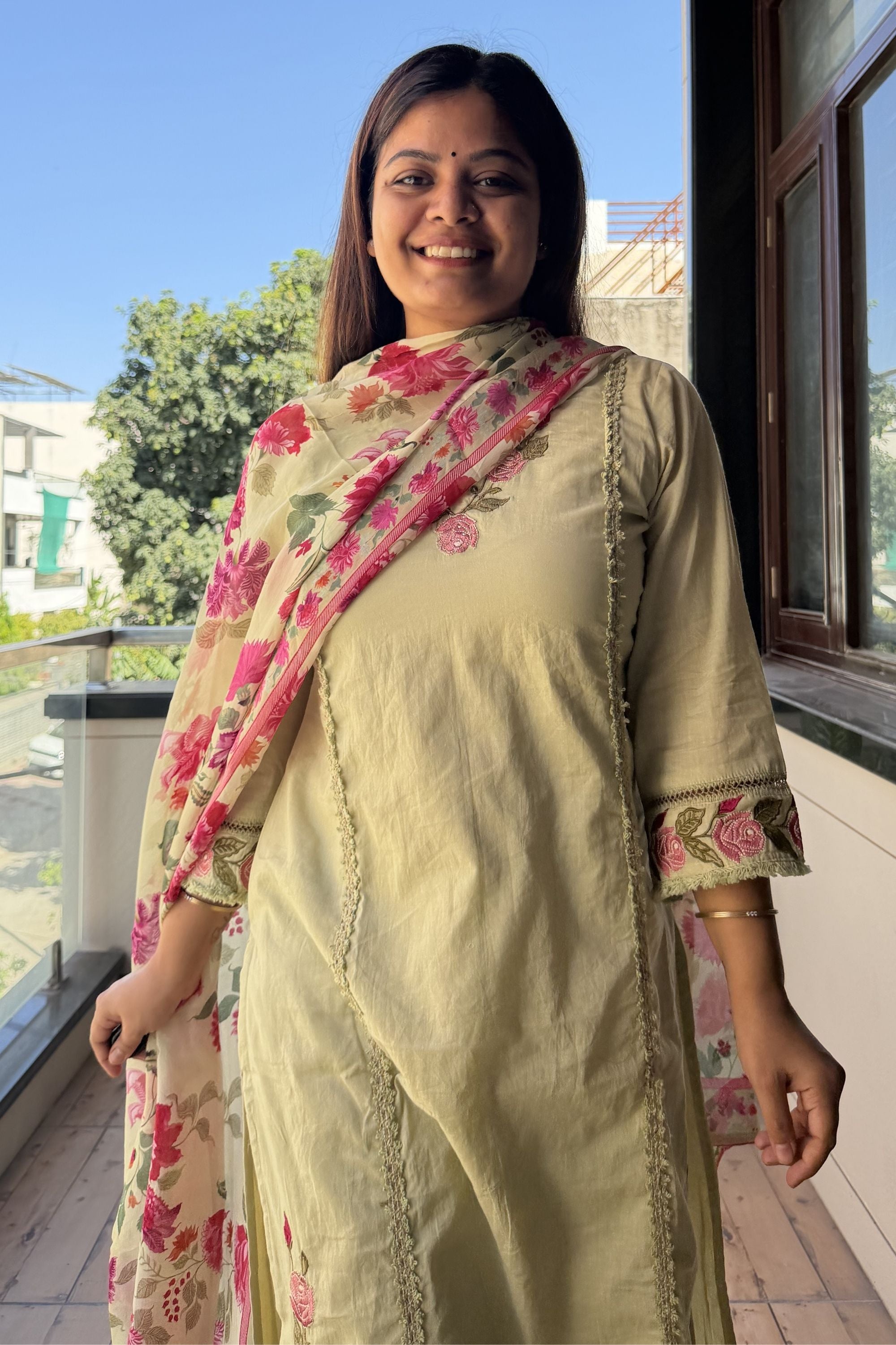 Floral Dupatta Pant Set