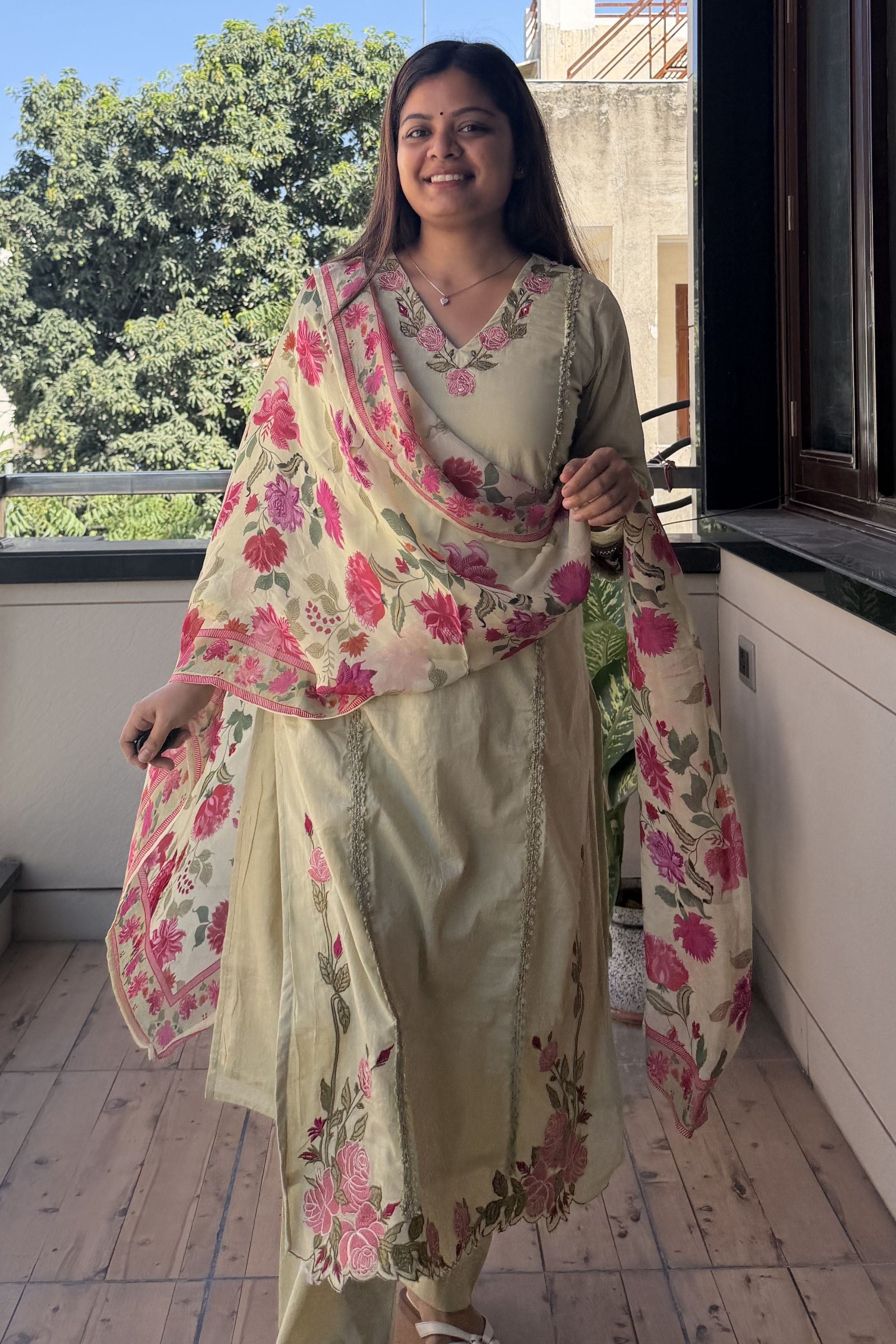 Floral Dupatta Pant Set