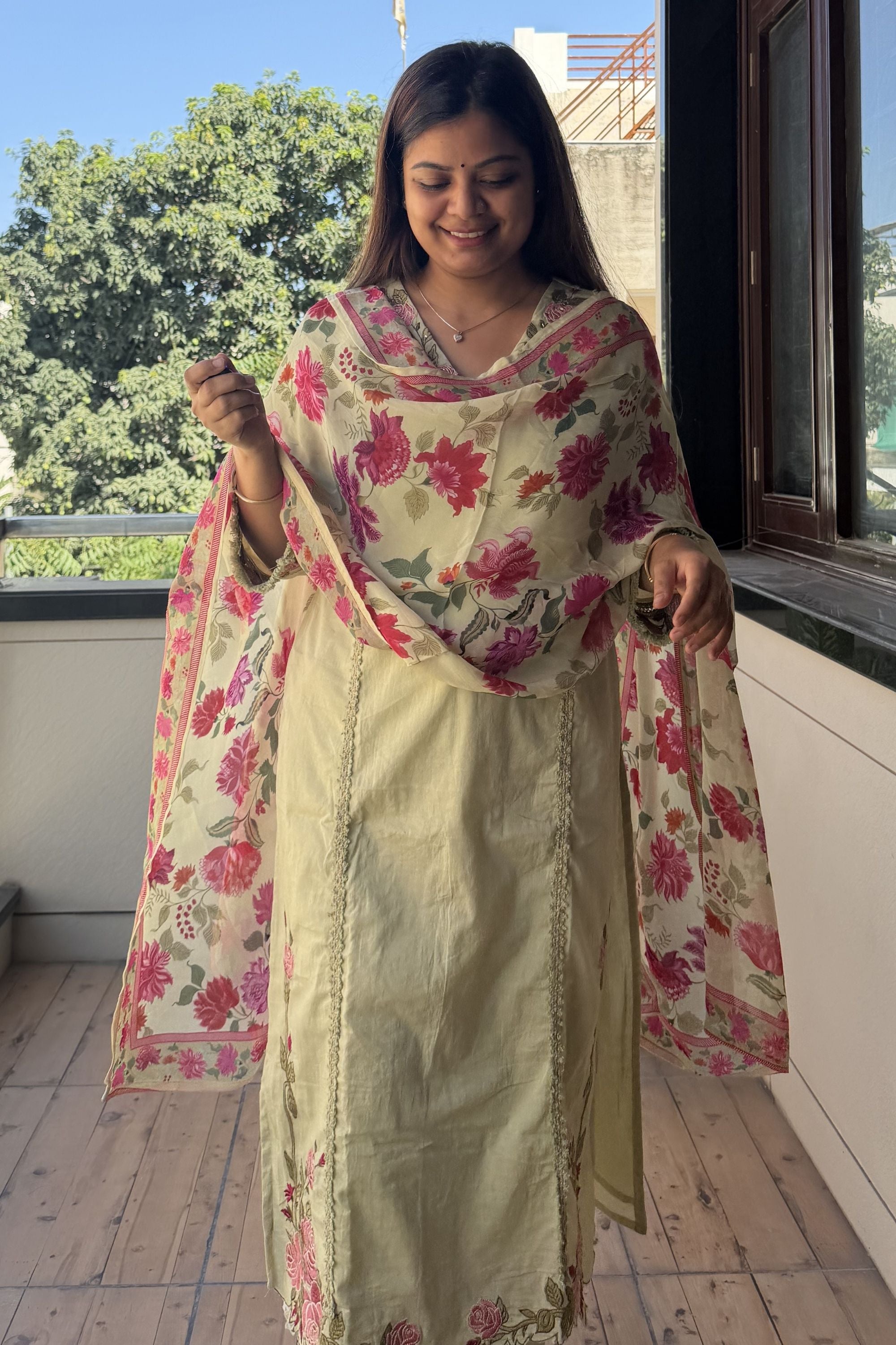 Floral Dupatta Pant Set