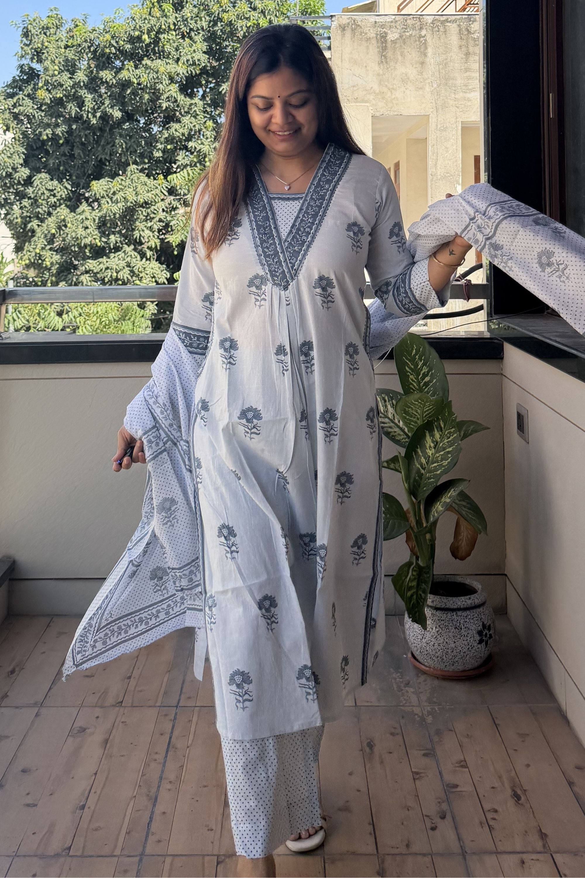 Dupatta Pant Set