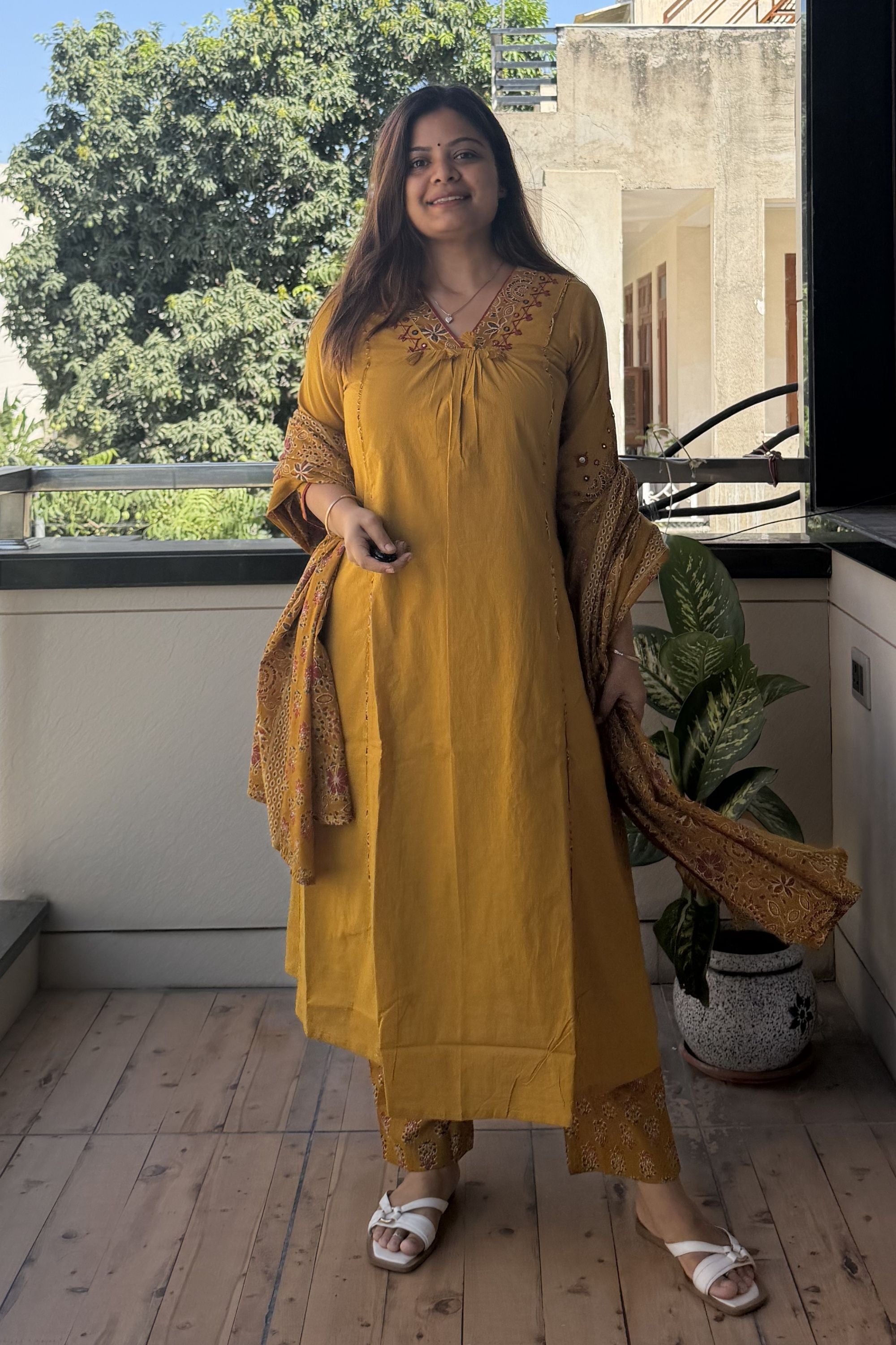 Dupatta Pant Set