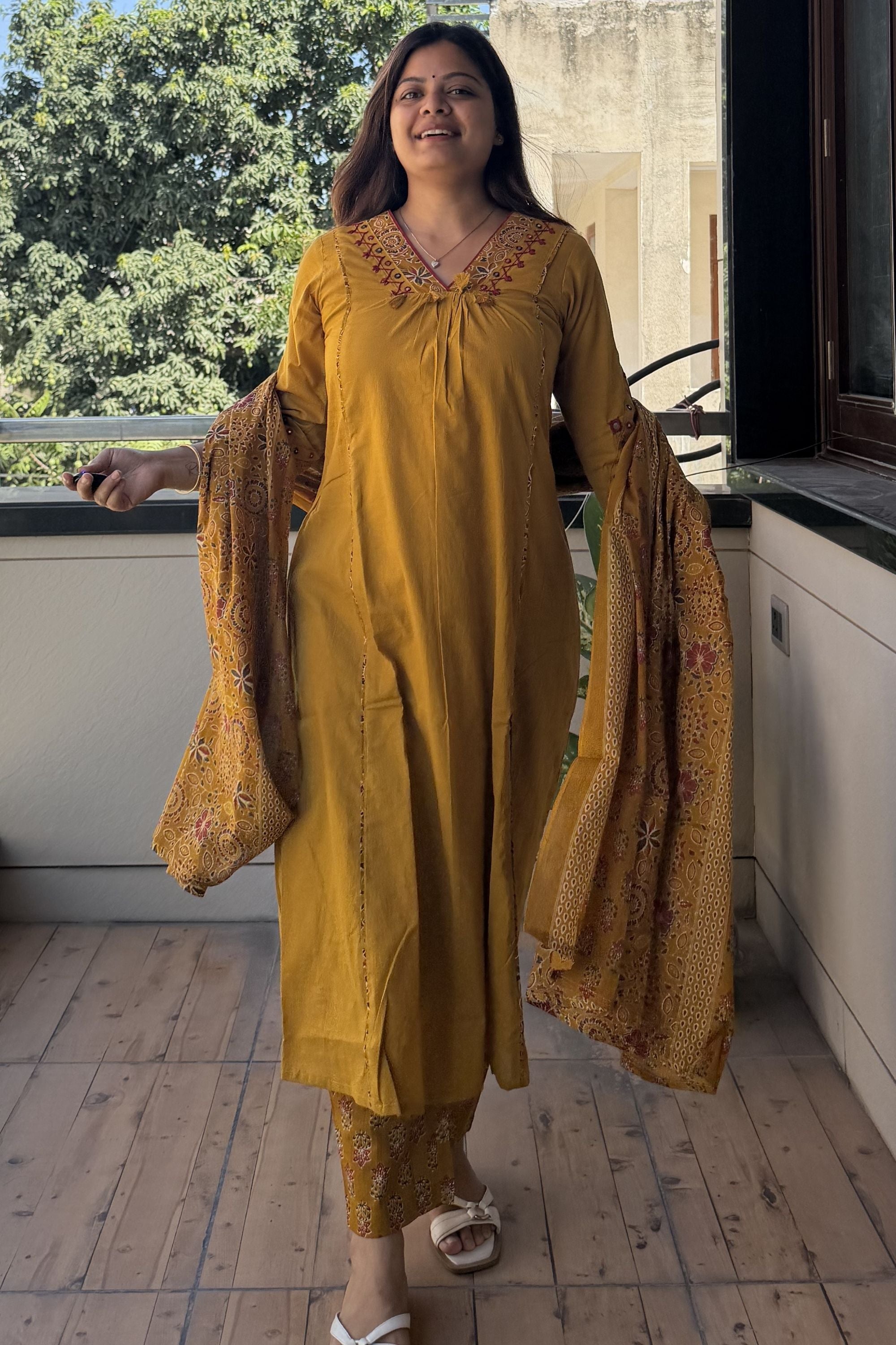 Dupatta Pant Set