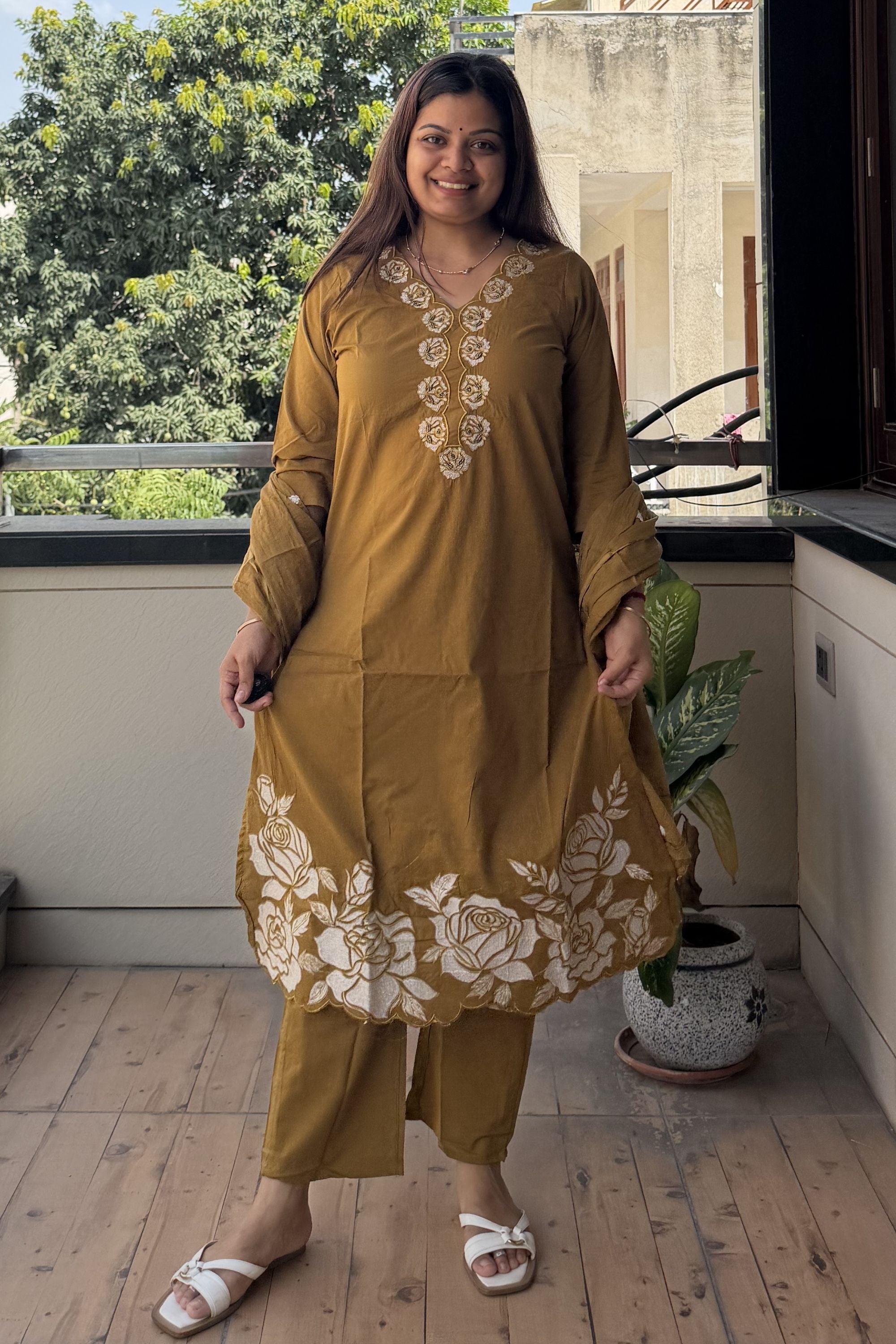 Dupatta Pant Set