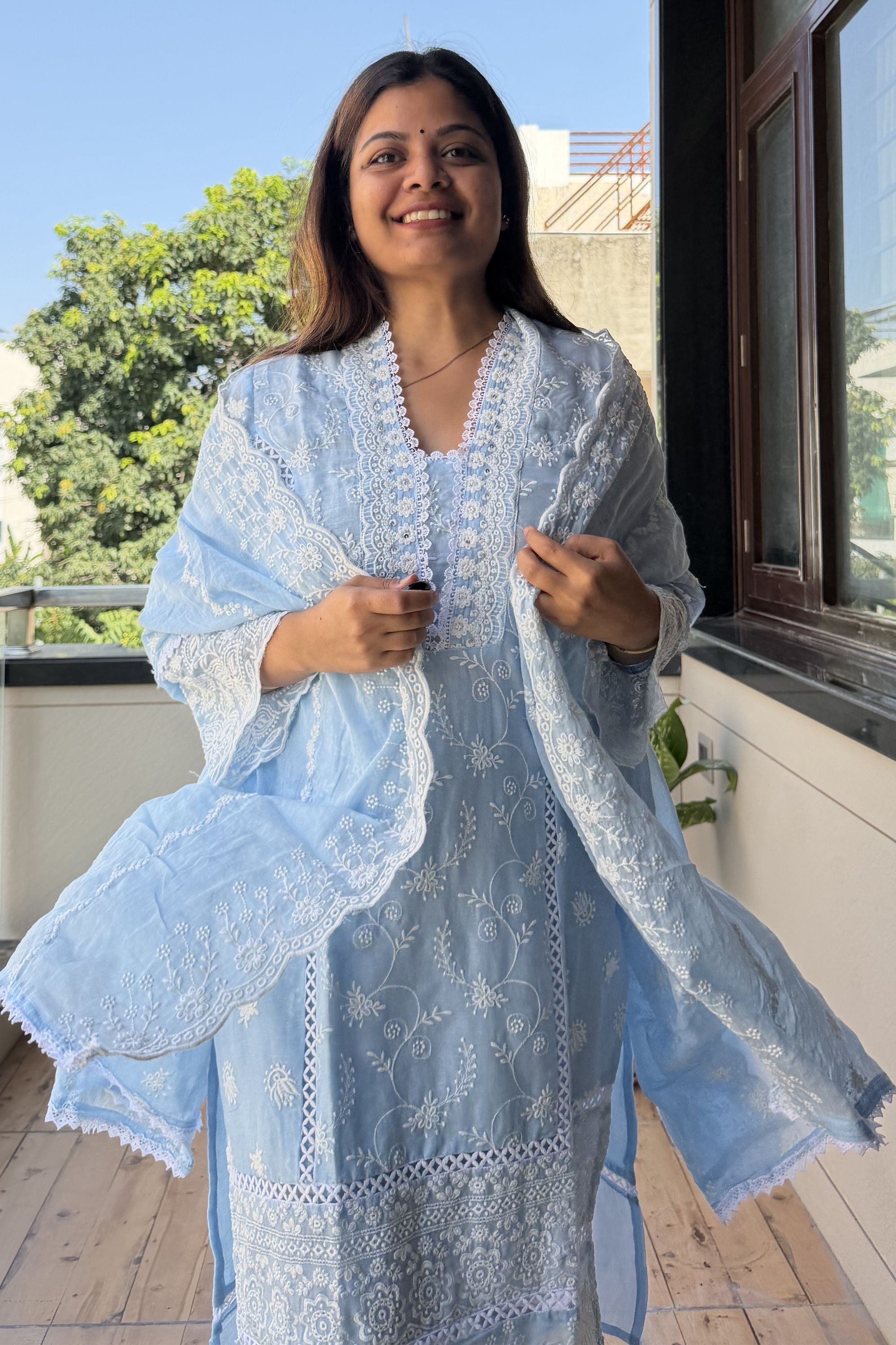 Lucknowi Dupatta Set