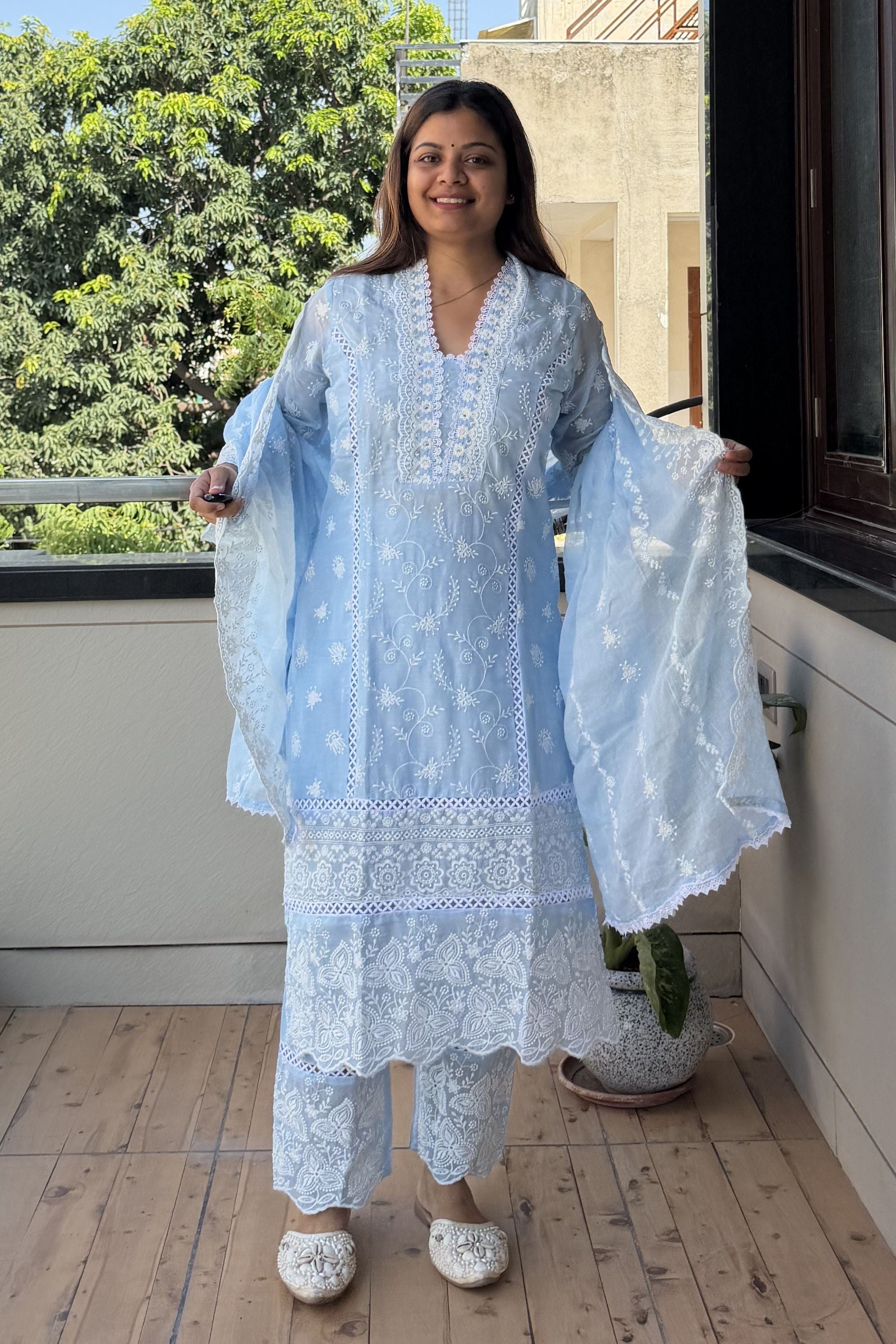 Lucknowi Dupatta Set