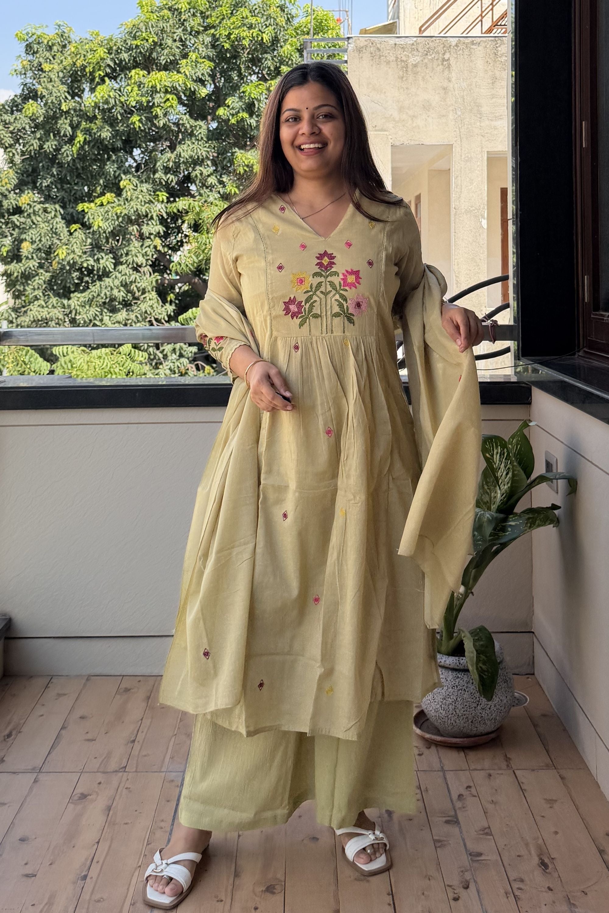 Dupatta Pant Set