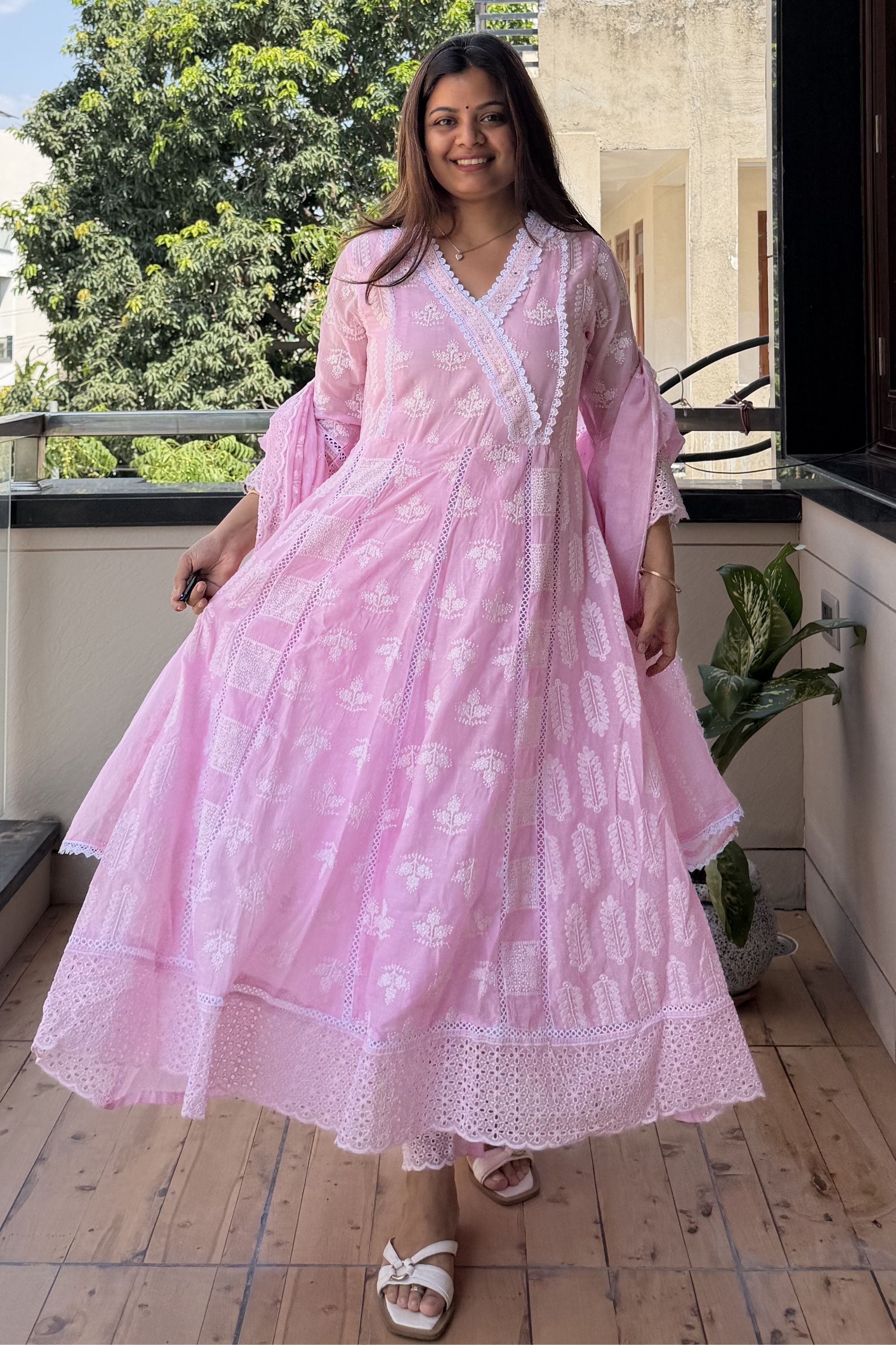 Lucknowi Dupatta Set