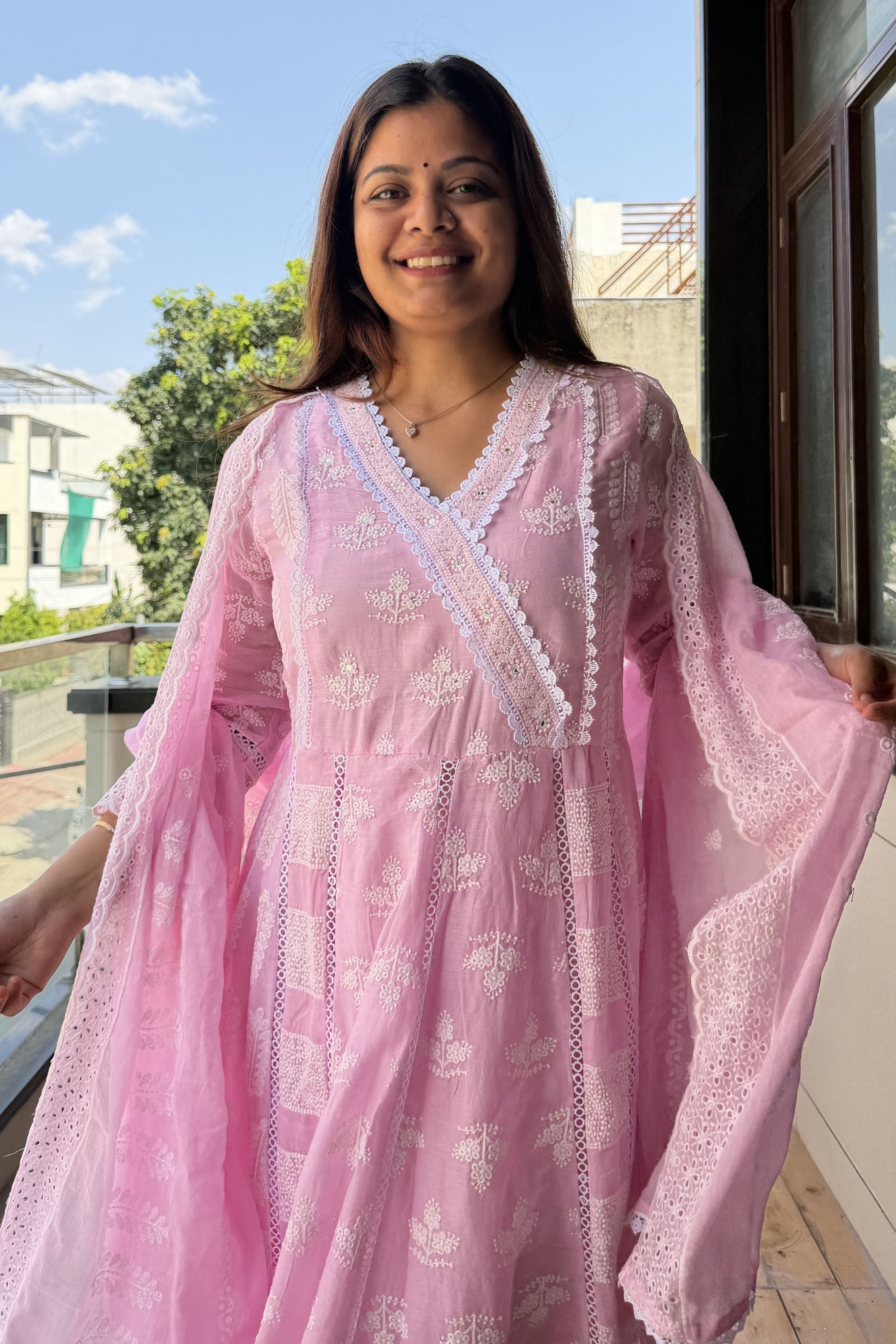 Lucknowi Dupatta Set