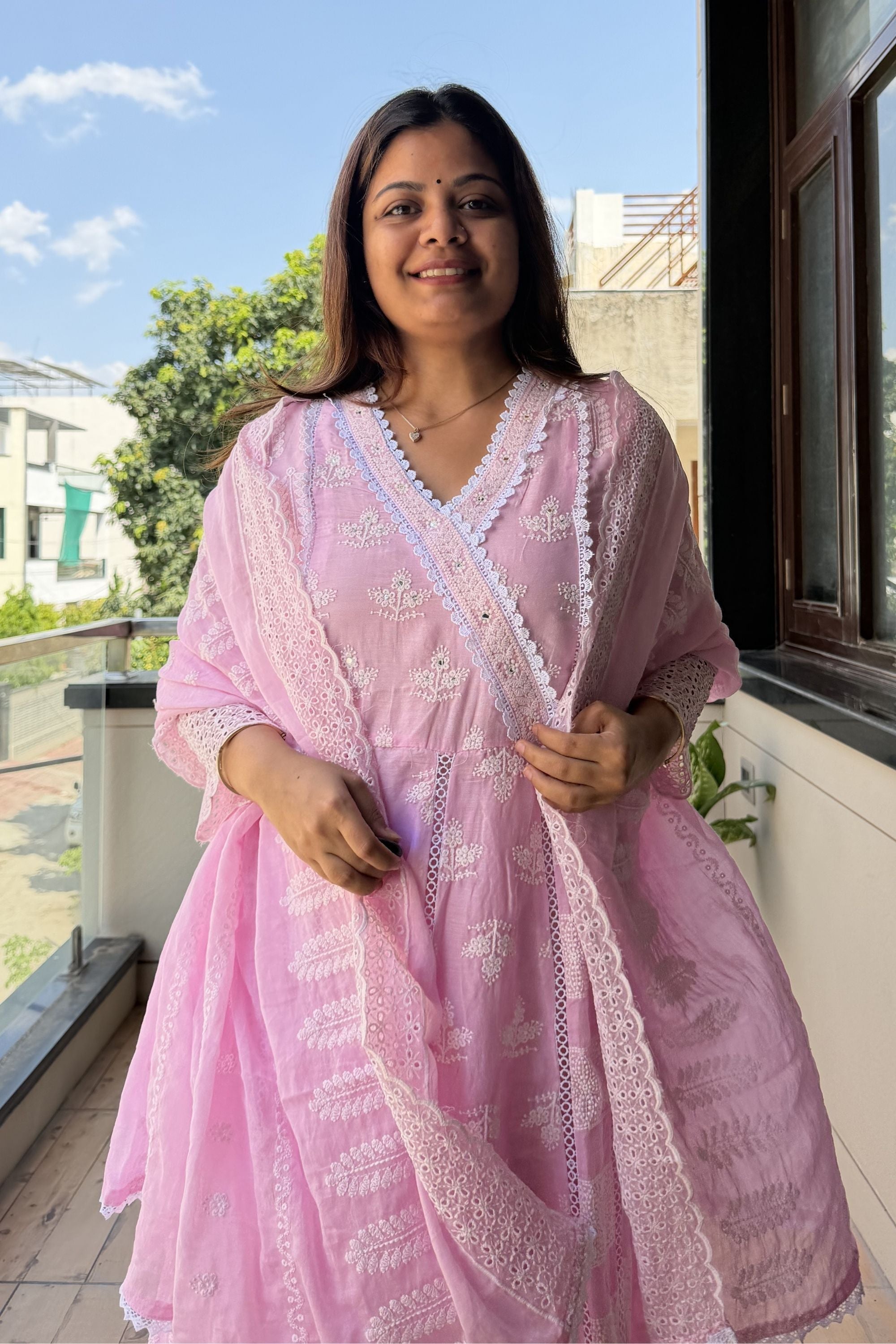 Lucknowi Dupatta Set