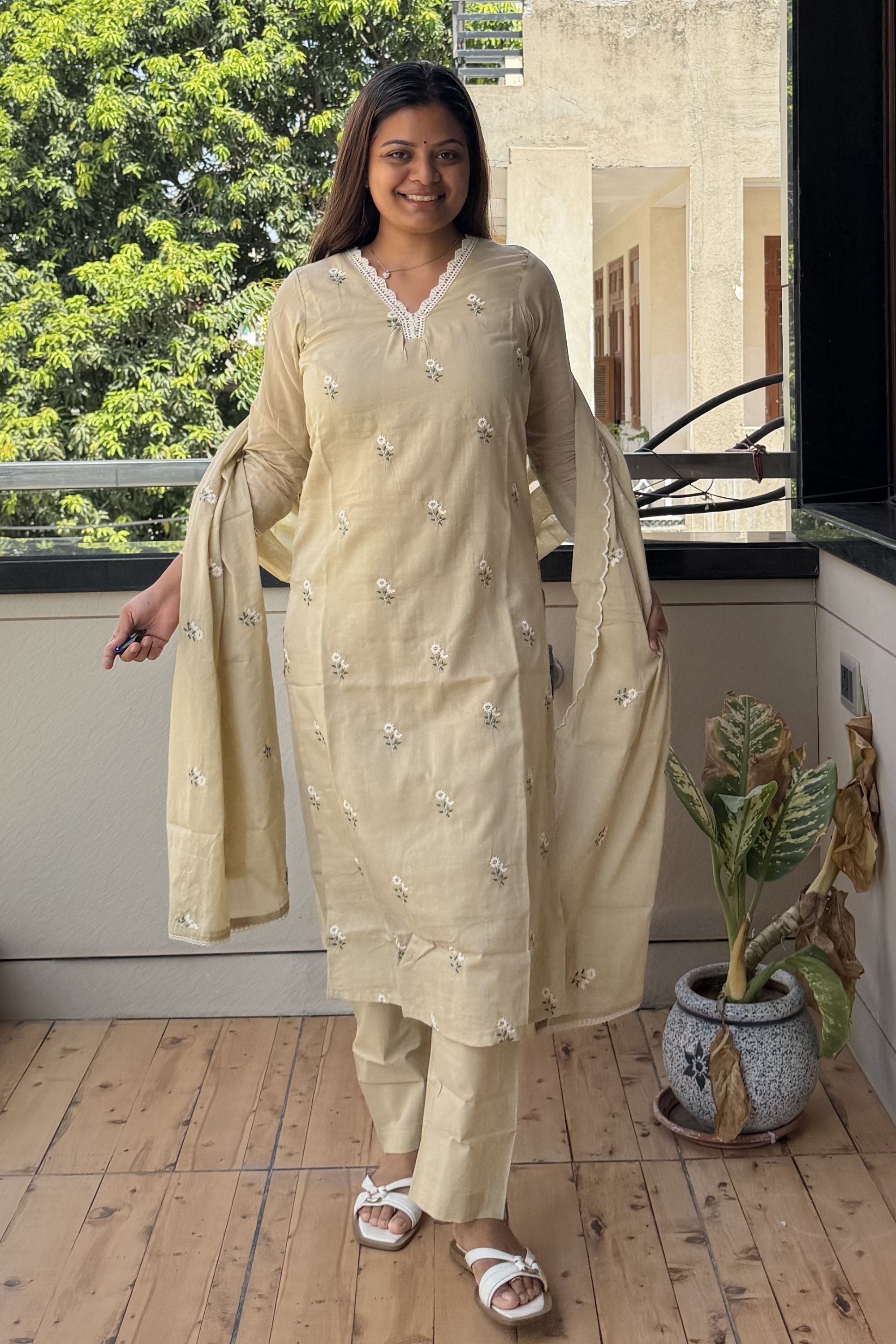 Dupatta Pant Set