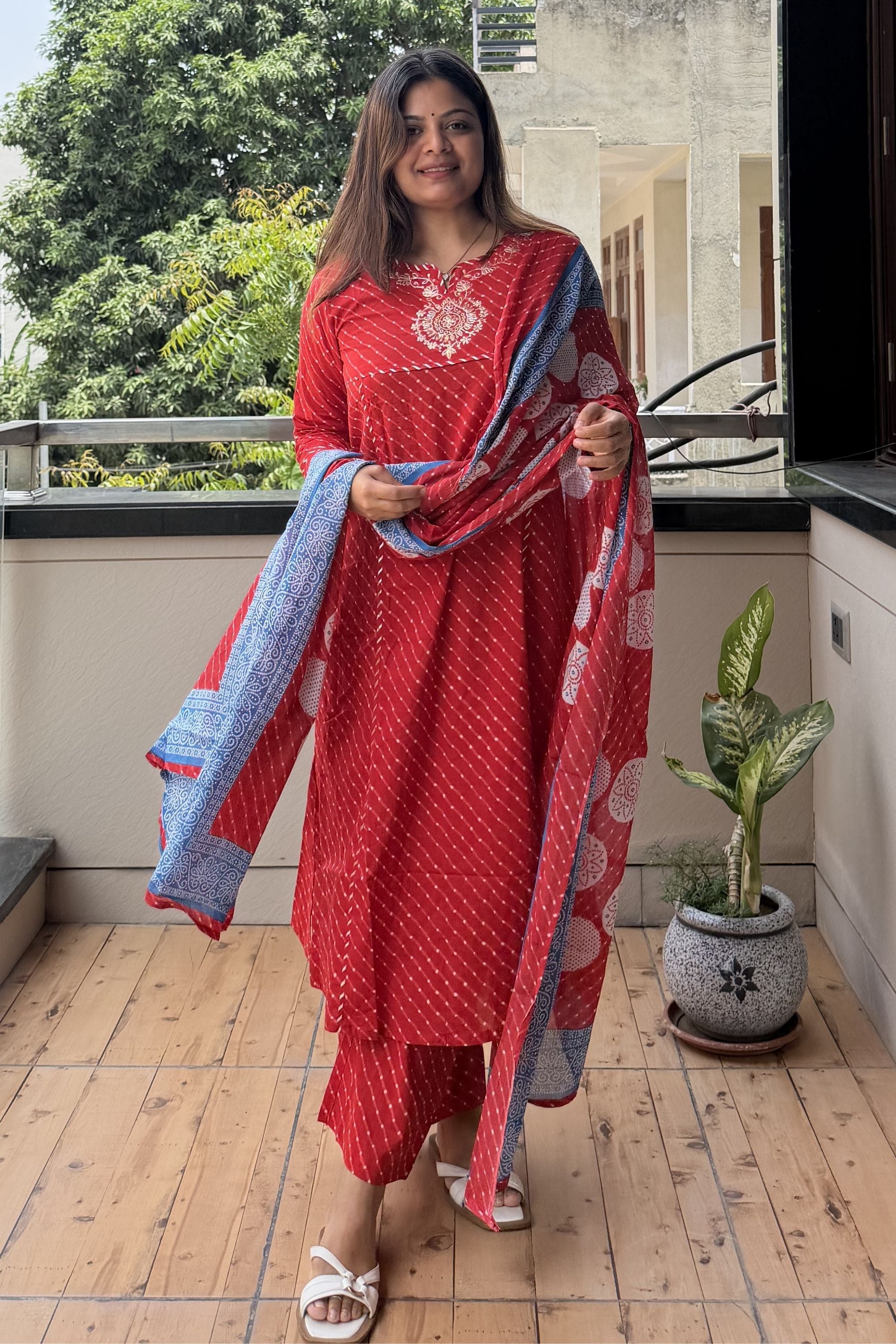 Dupatta Pant Set