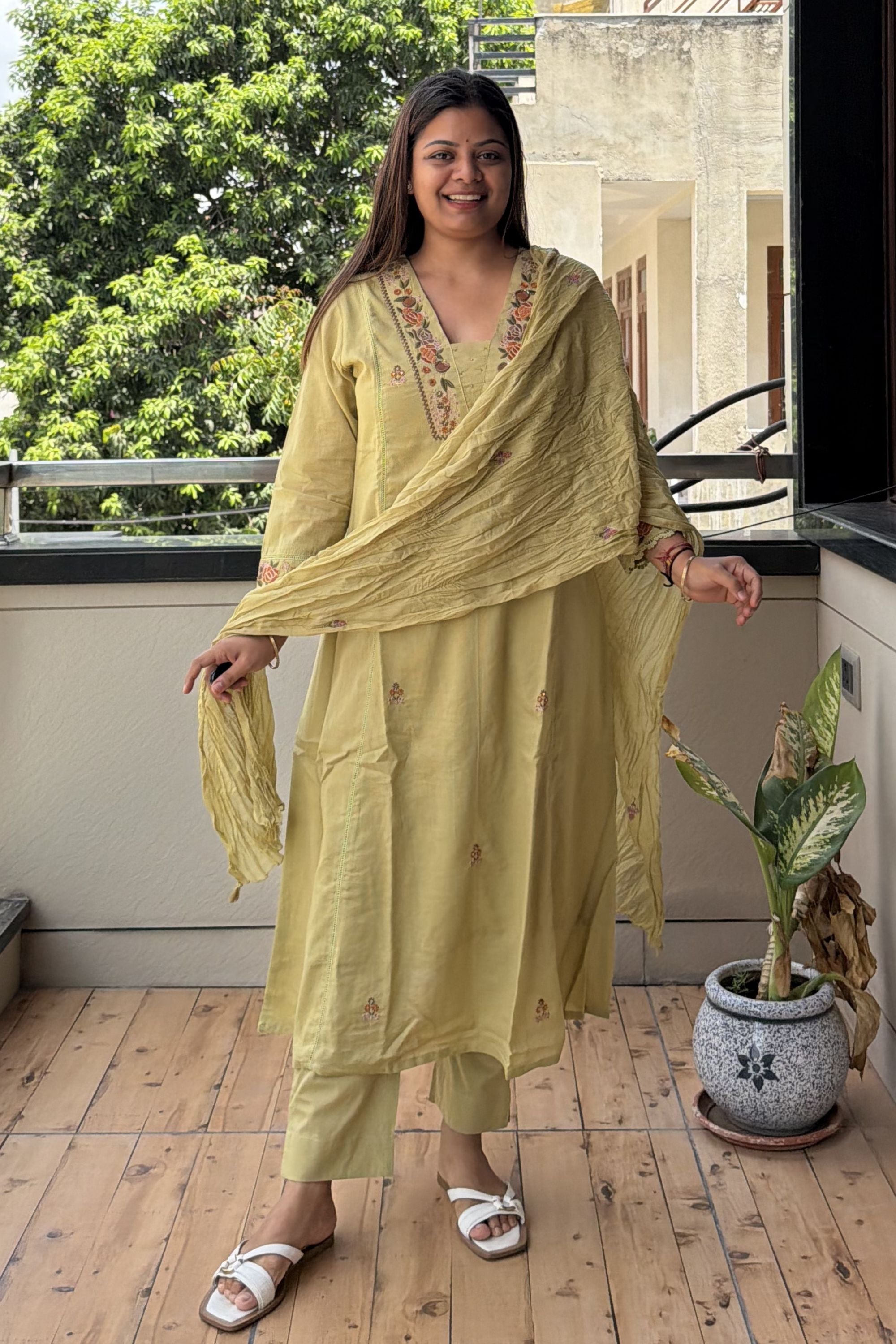 Dupatta Pant Set