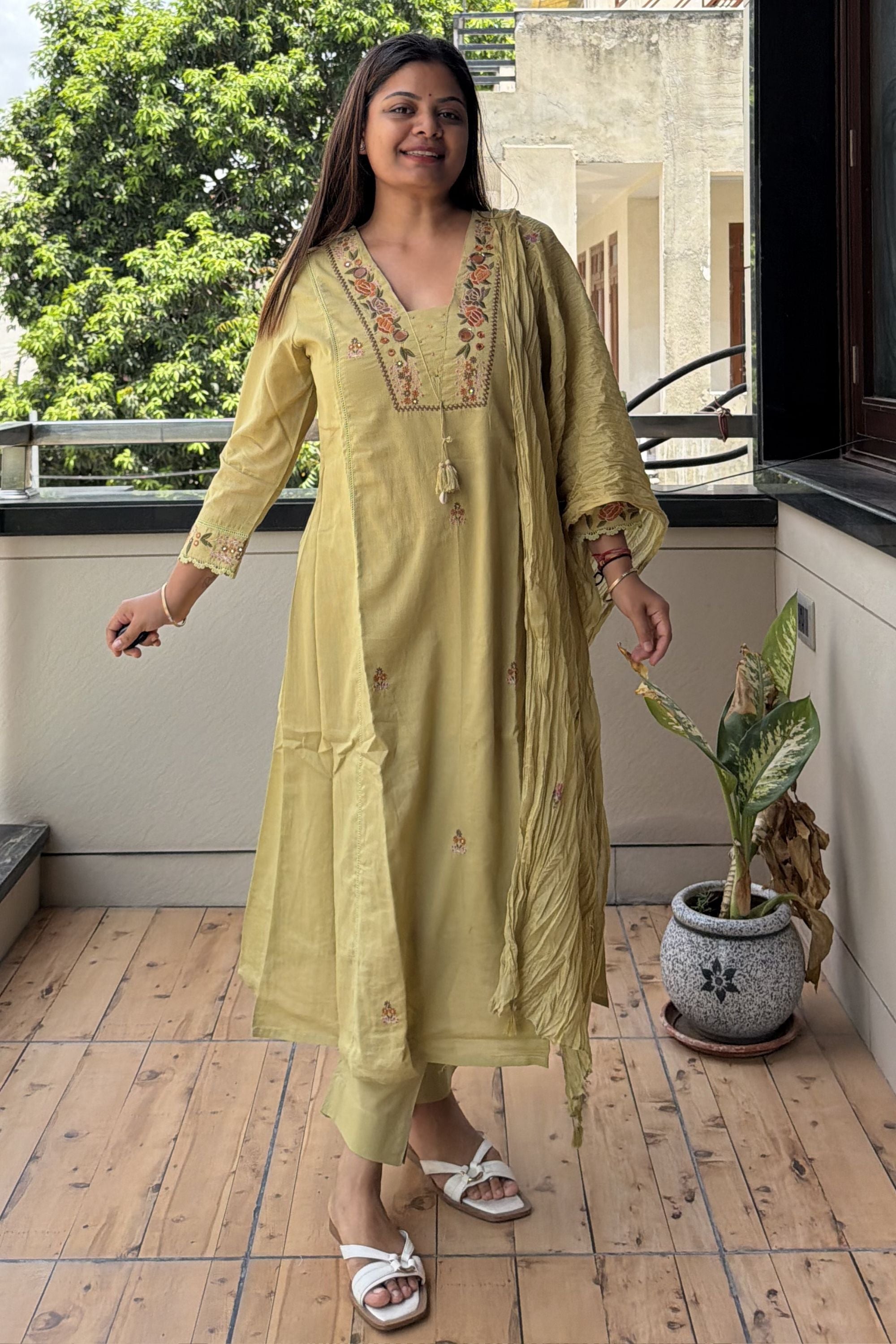 Dupatta Pant Set