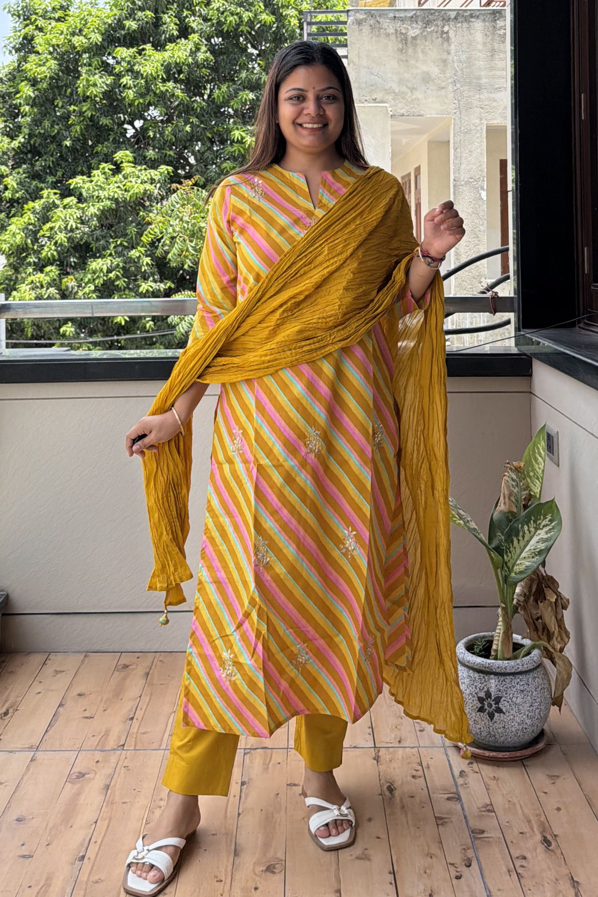 Dupatta Pant Set