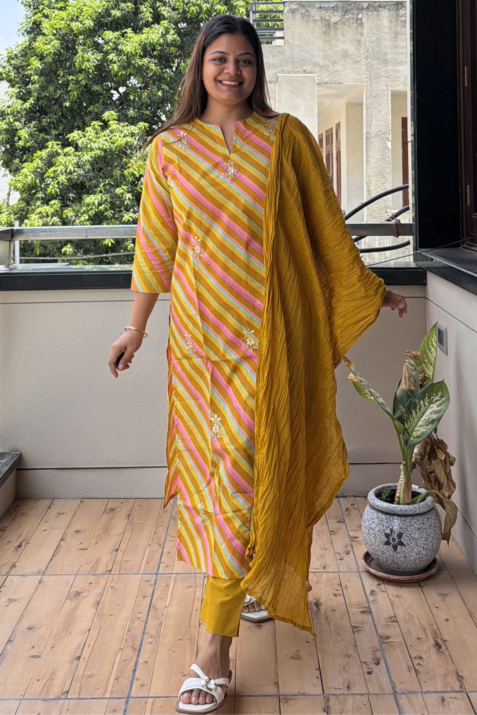 Dupatta Pant Set