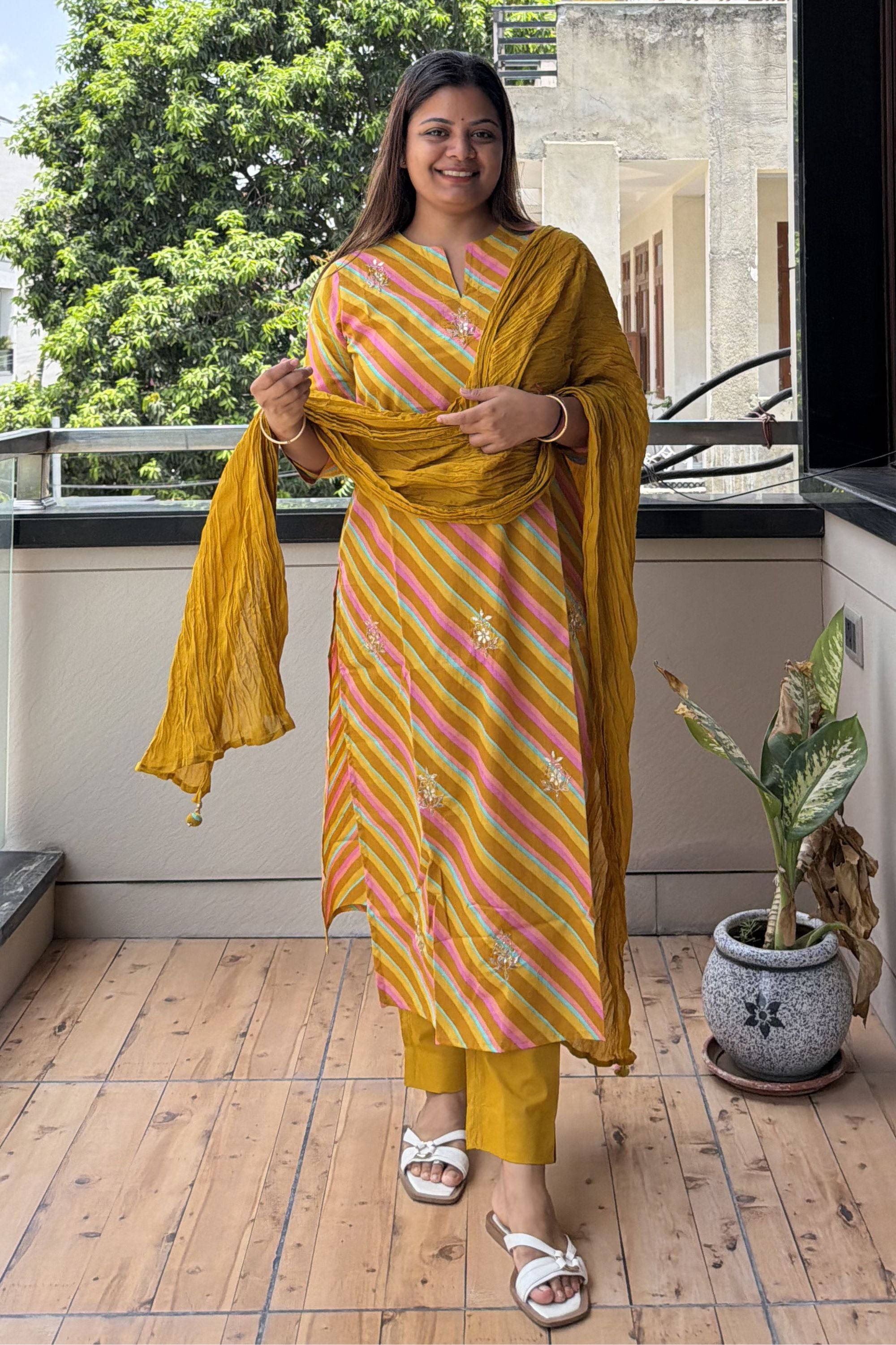 Dupatta Pant Set