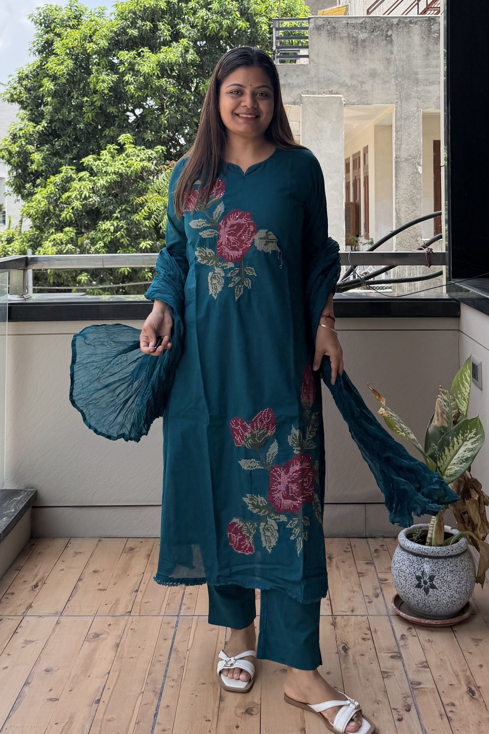 Dupatta Pant Set