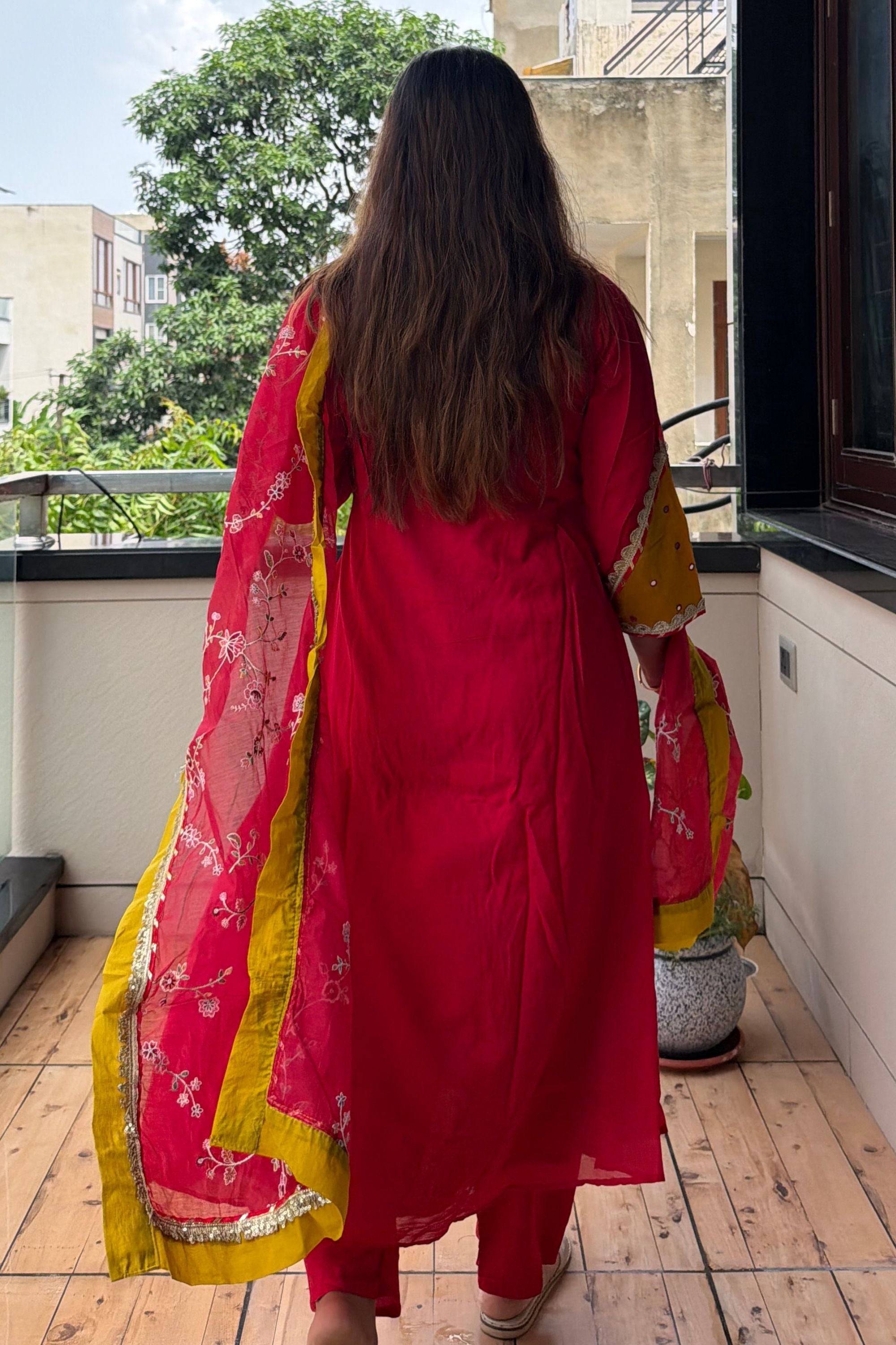 Dupatta Pant Set