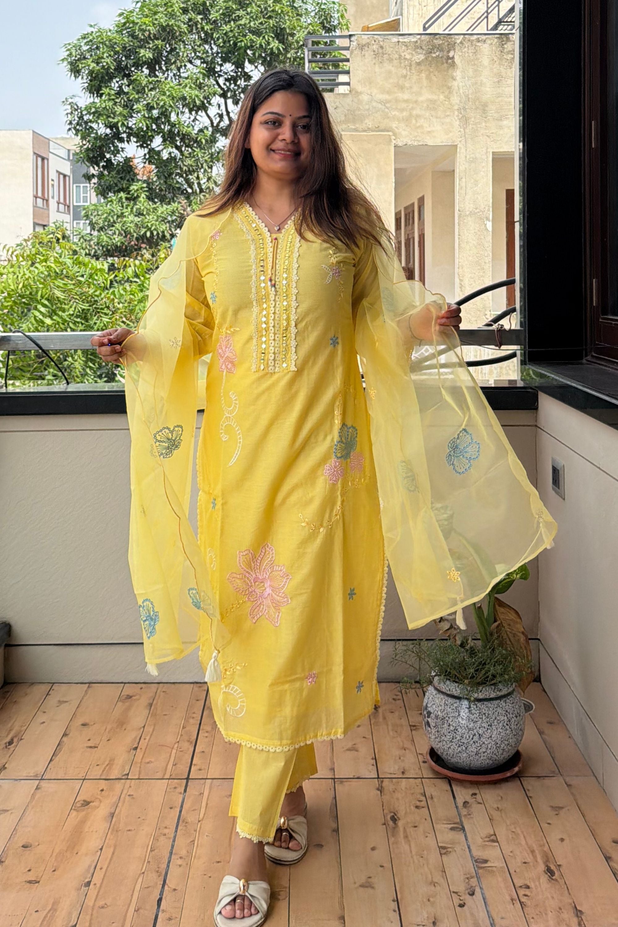 Dupatta Pant Set
