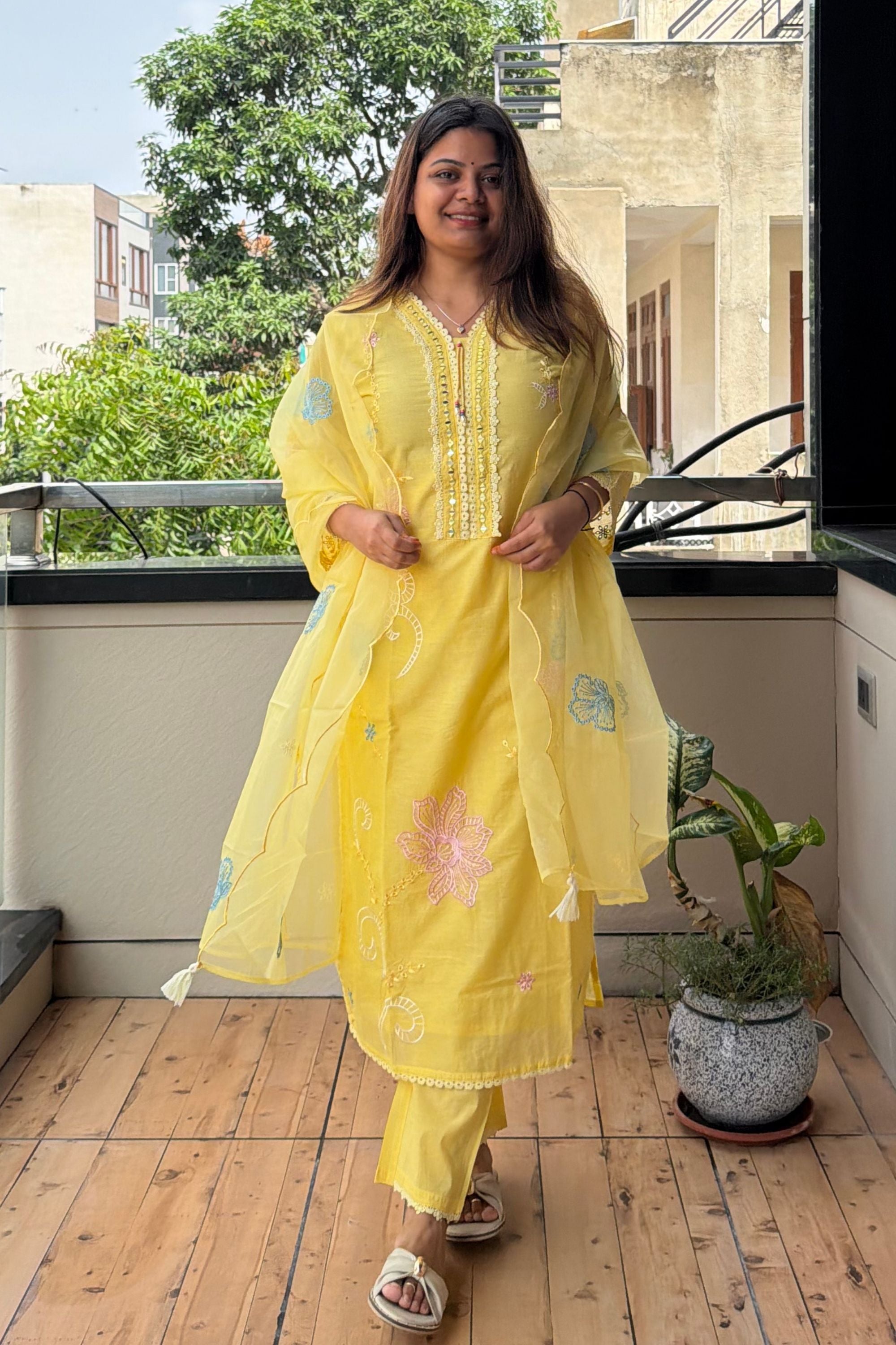 Dupatta Pant Set