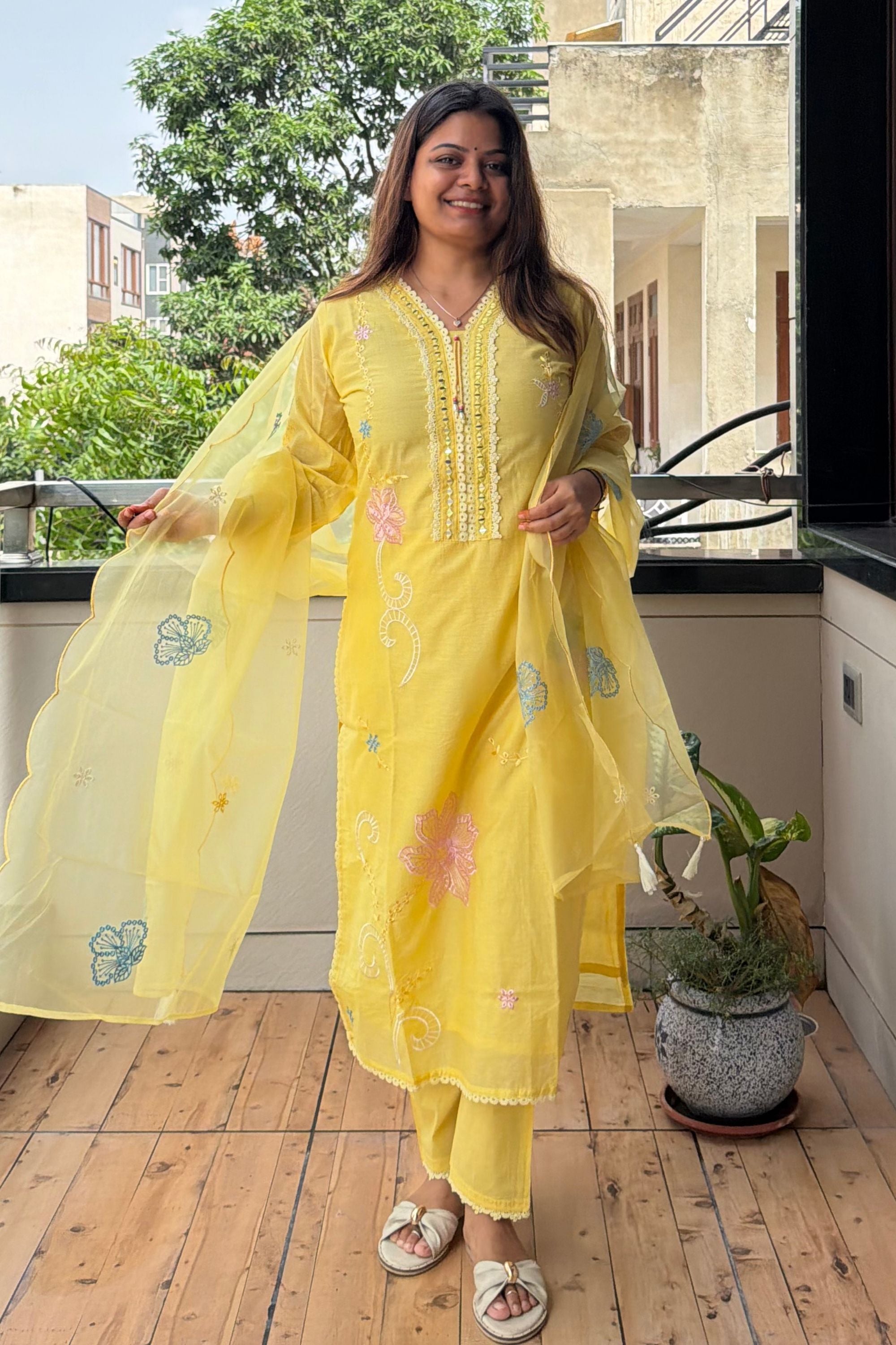 Dupatta Pant Set