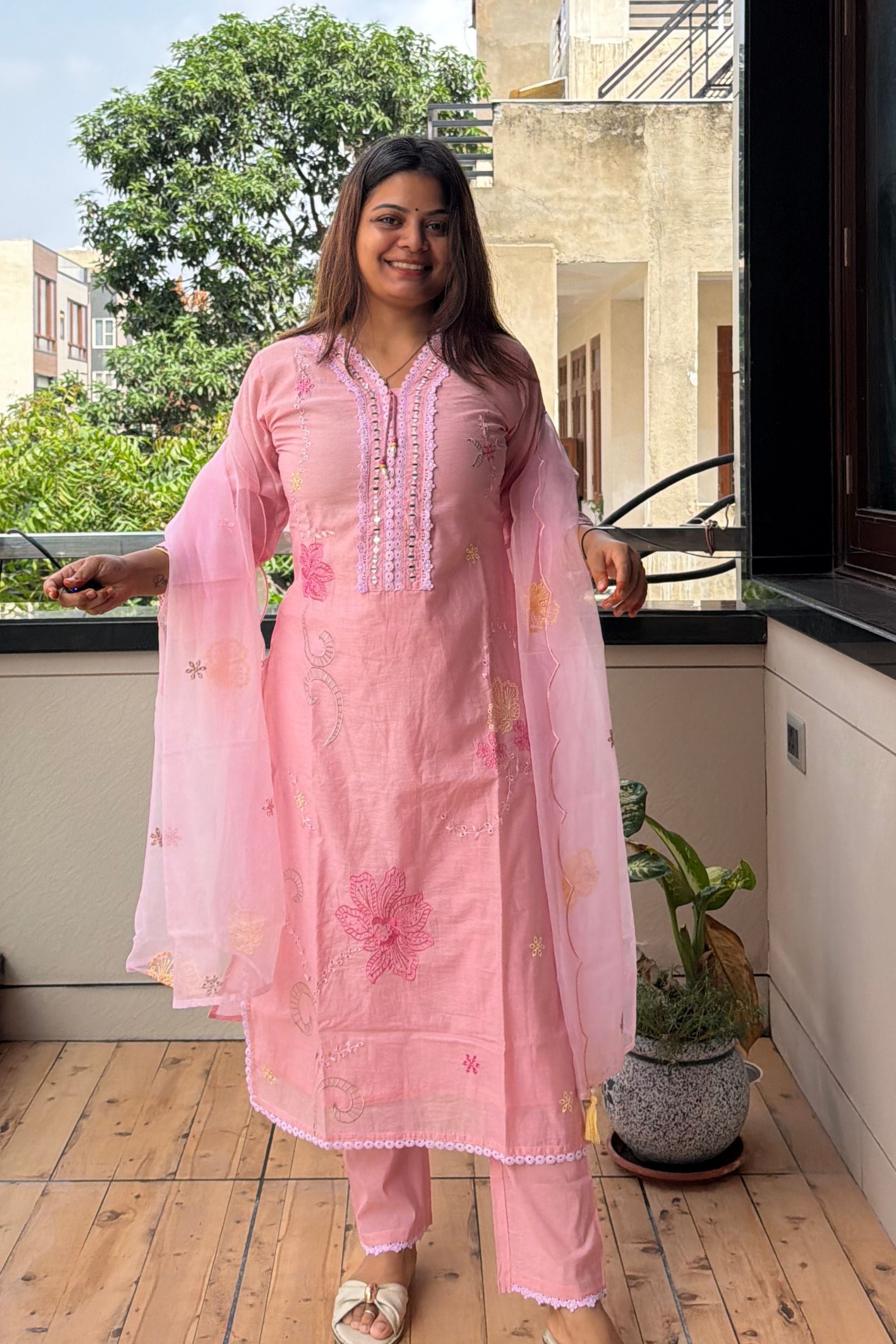 Dupatta Pant Set