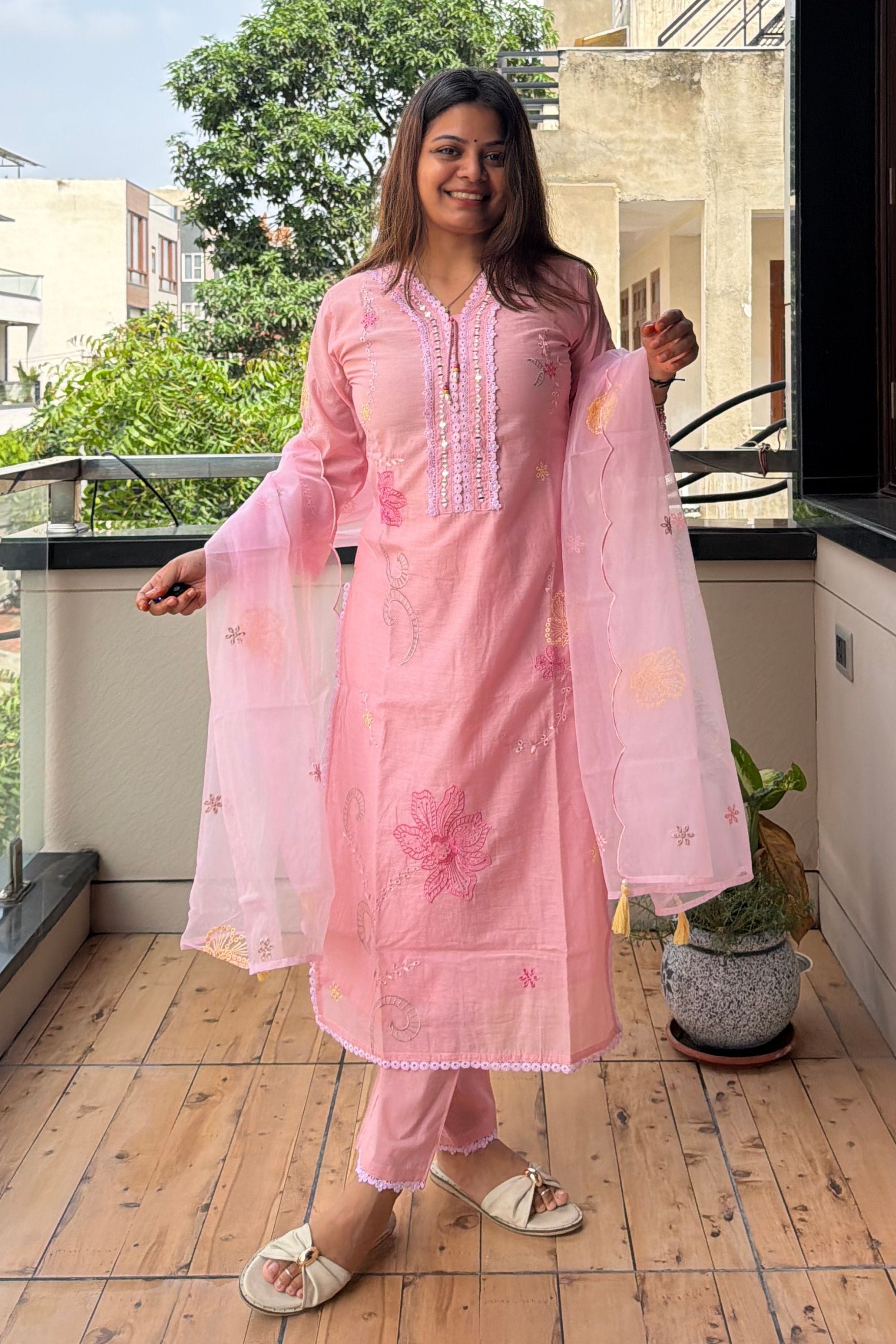 Dupatta Pant Set