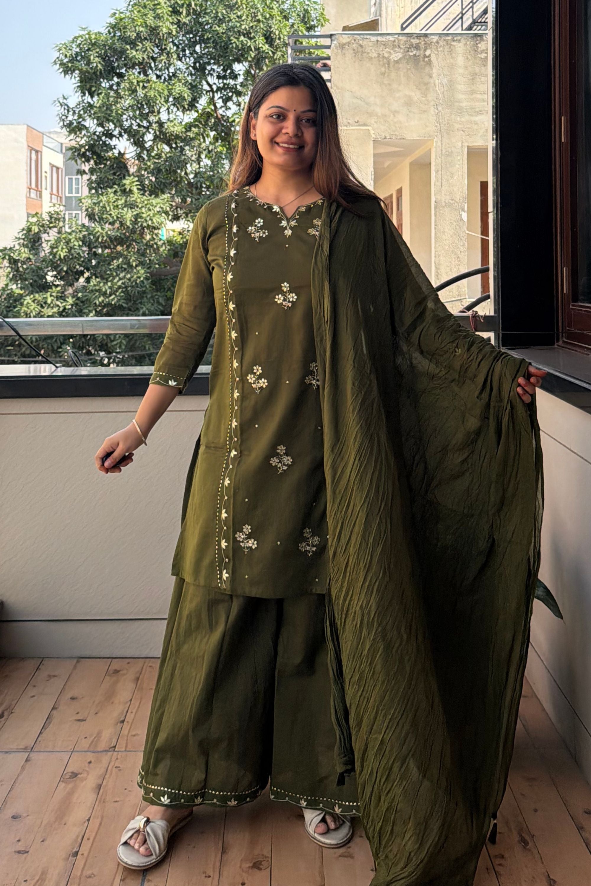 Dupatta Pant Set