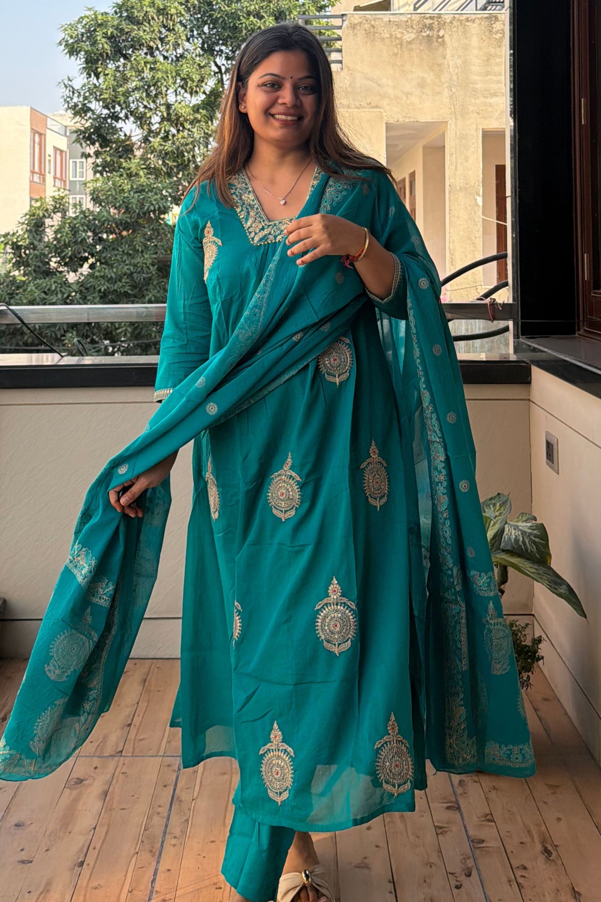 Dupatta Pant Set