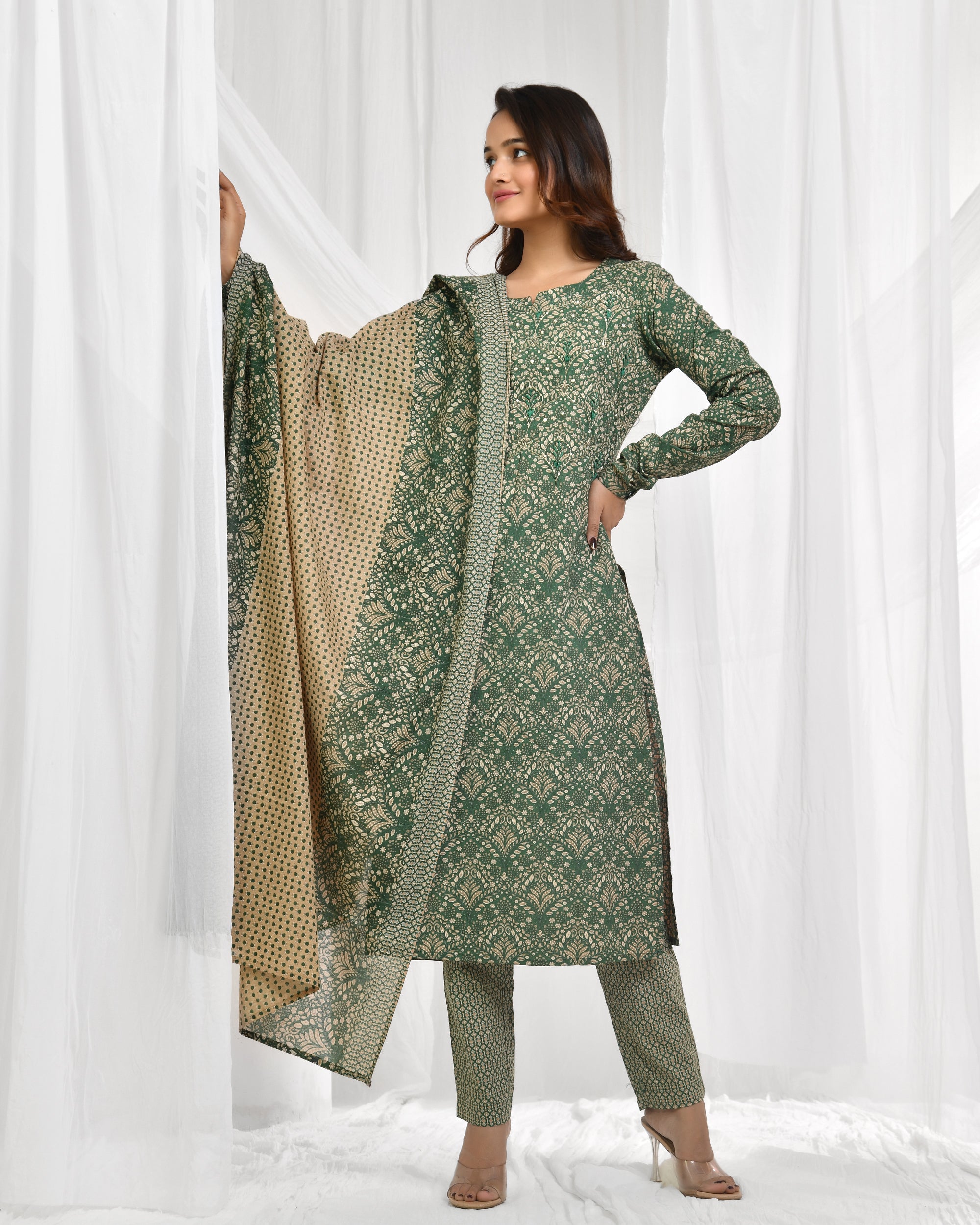 Churidar Sleeve Dupatta Pant Set