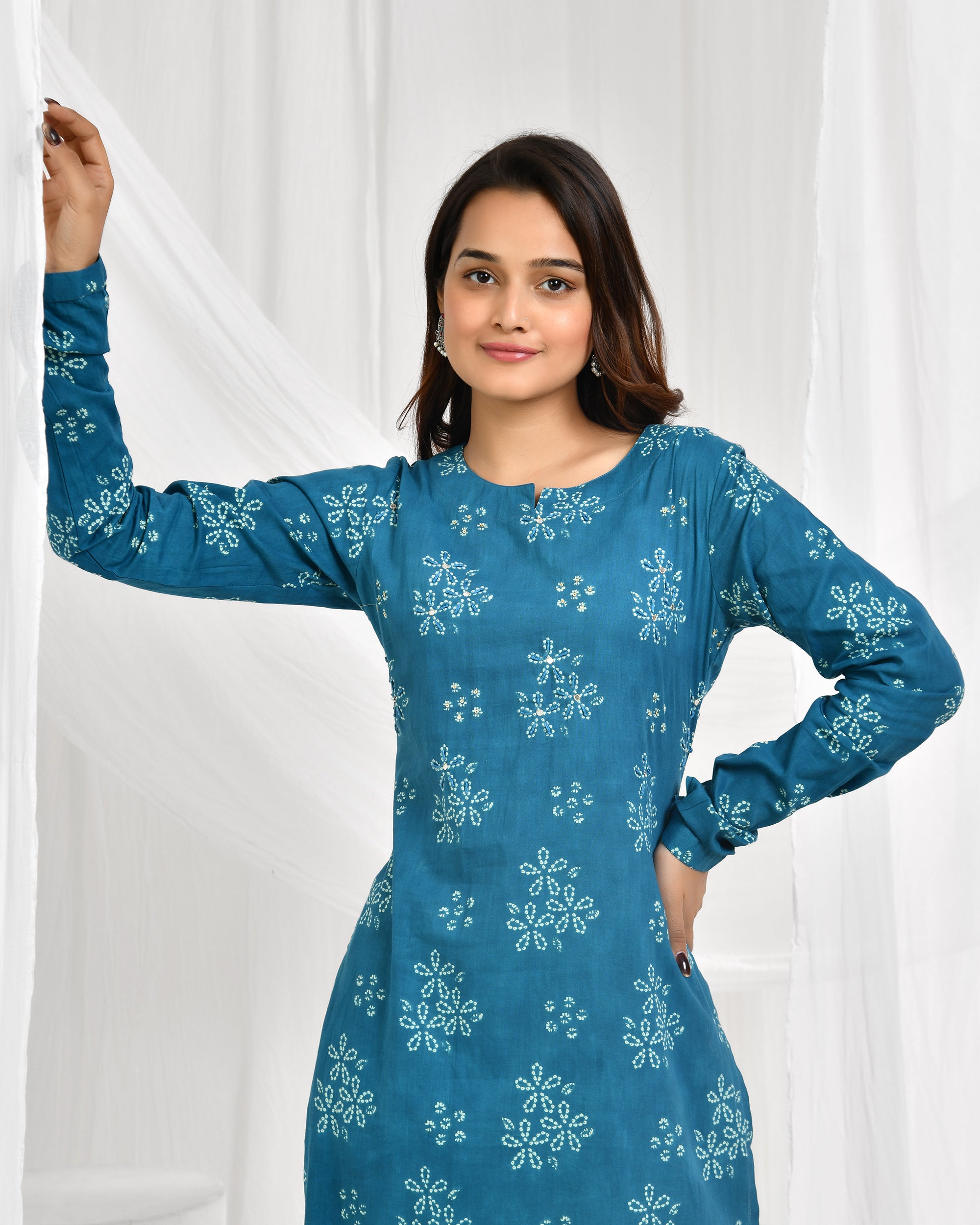 Churidar Sleeve Dupatta Pant Set