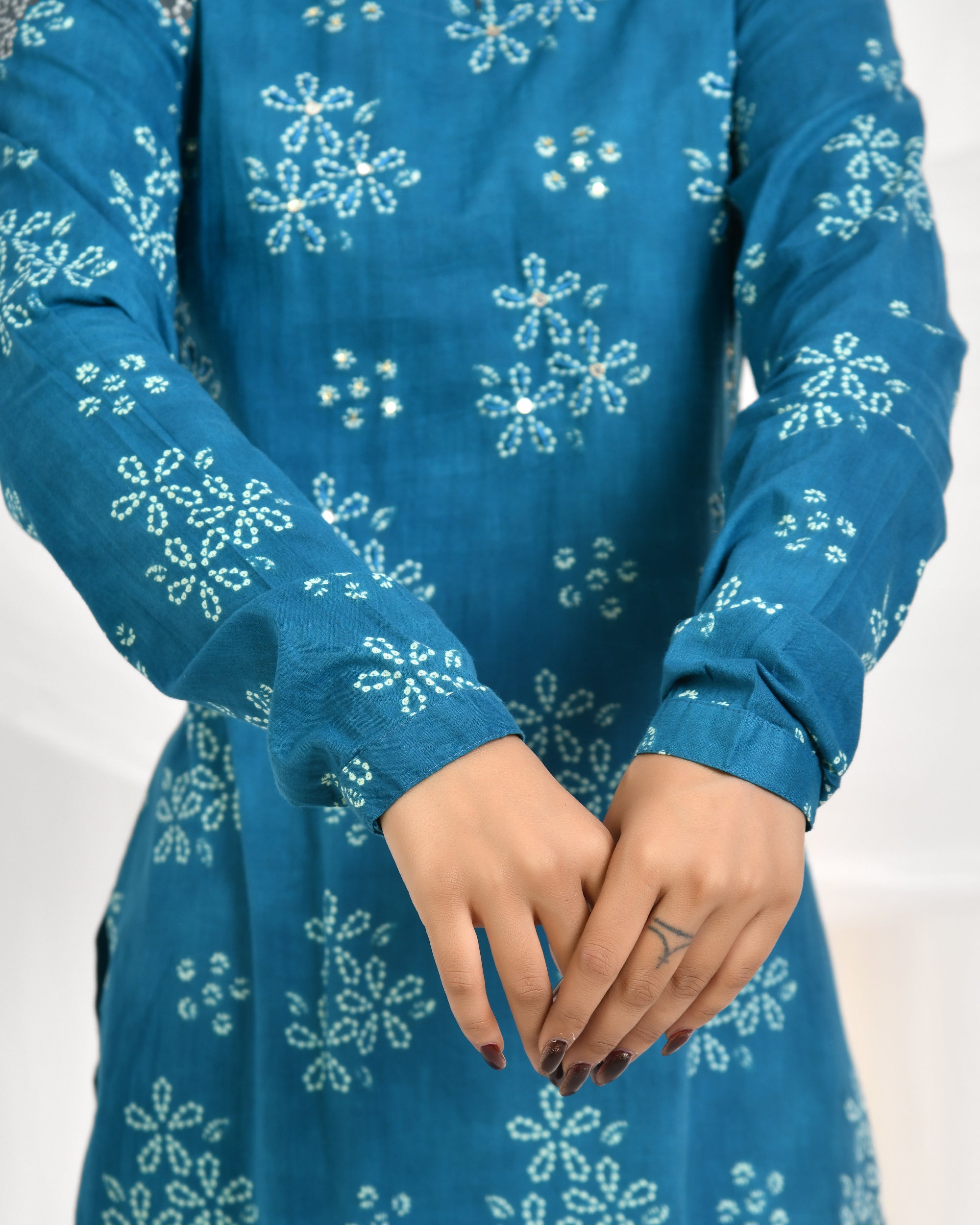 Churidar Sleeve Dupatta Pant Set