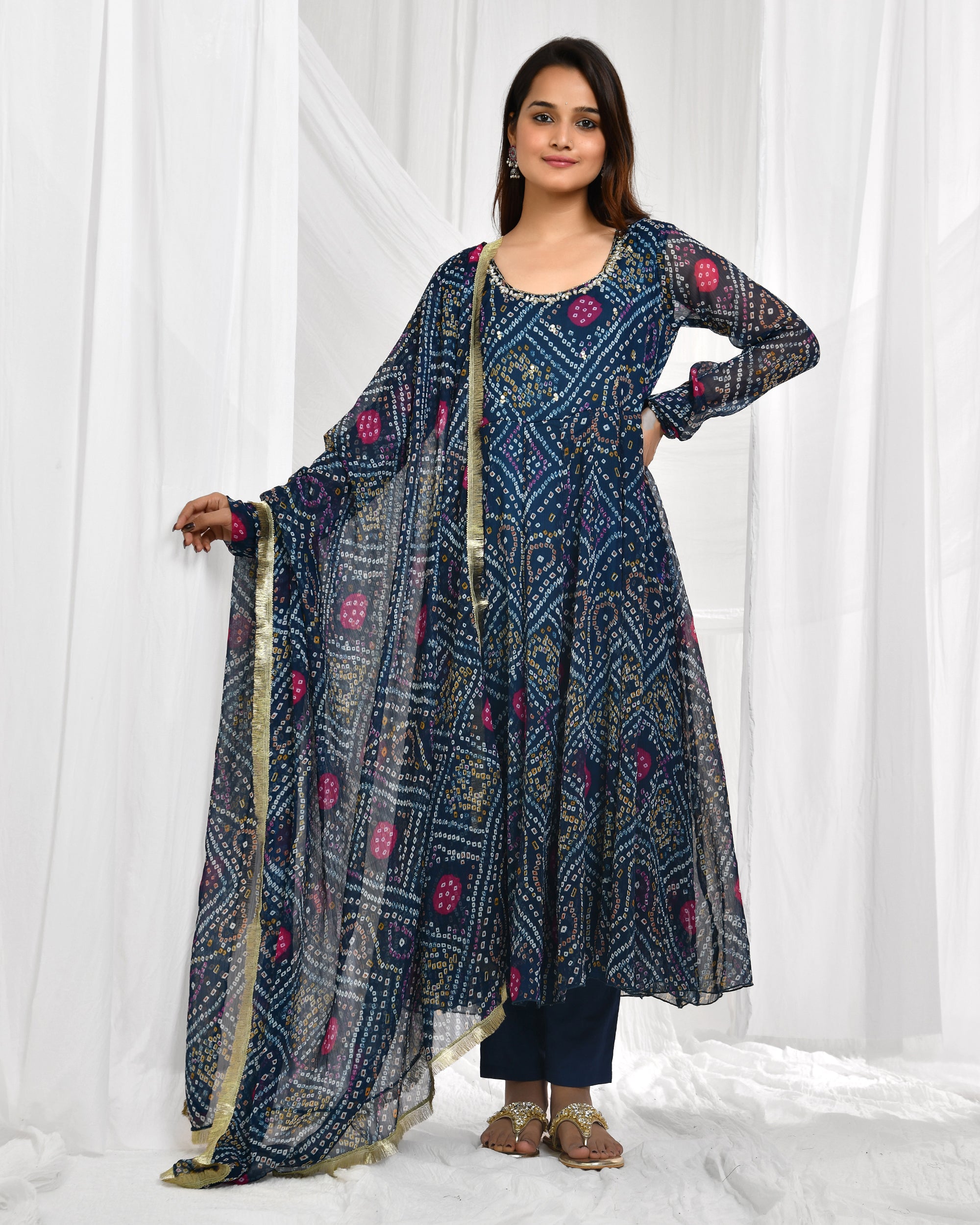 Bandhani Dupatta Pant Set