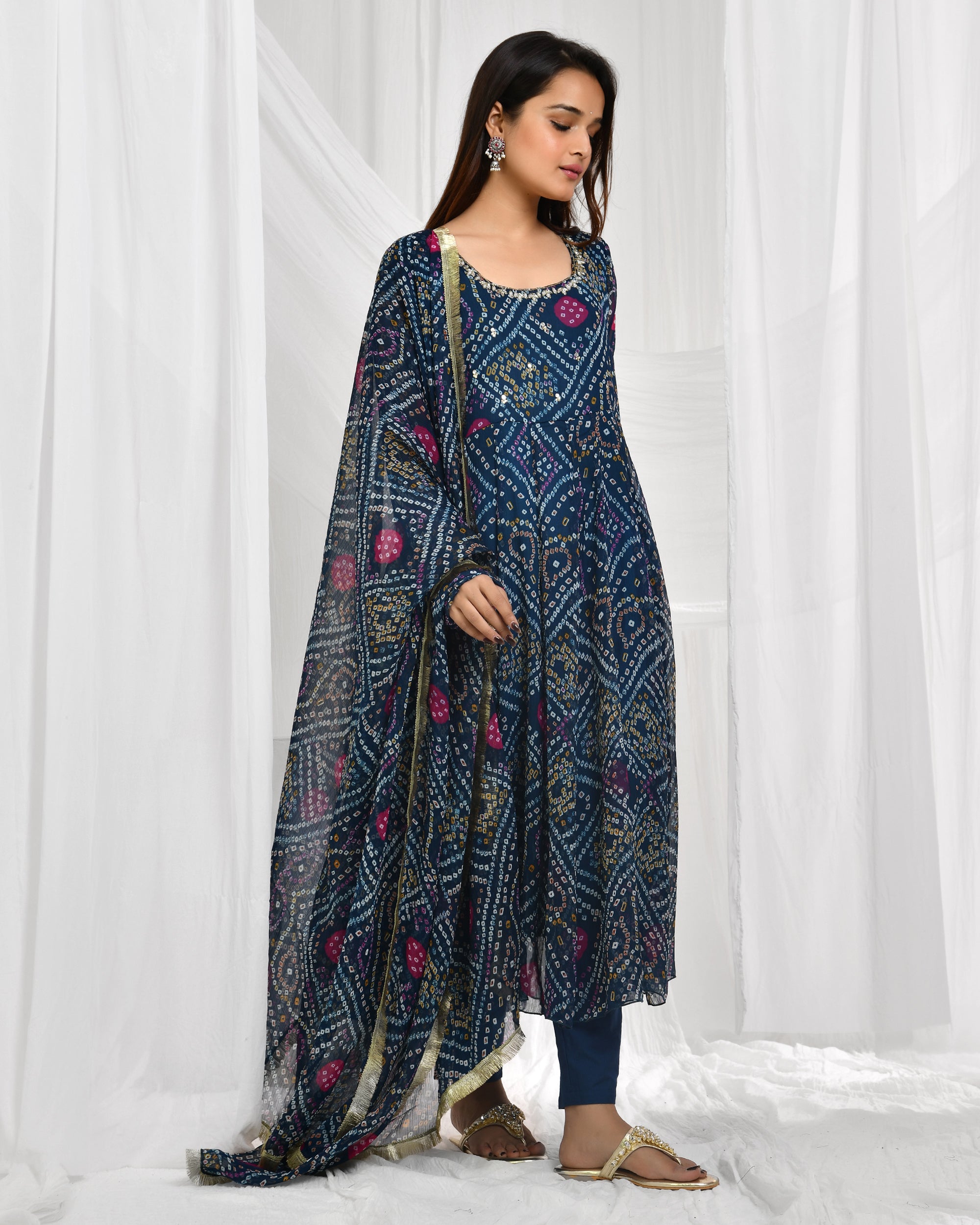 Bandhani Dupatta Pant Set