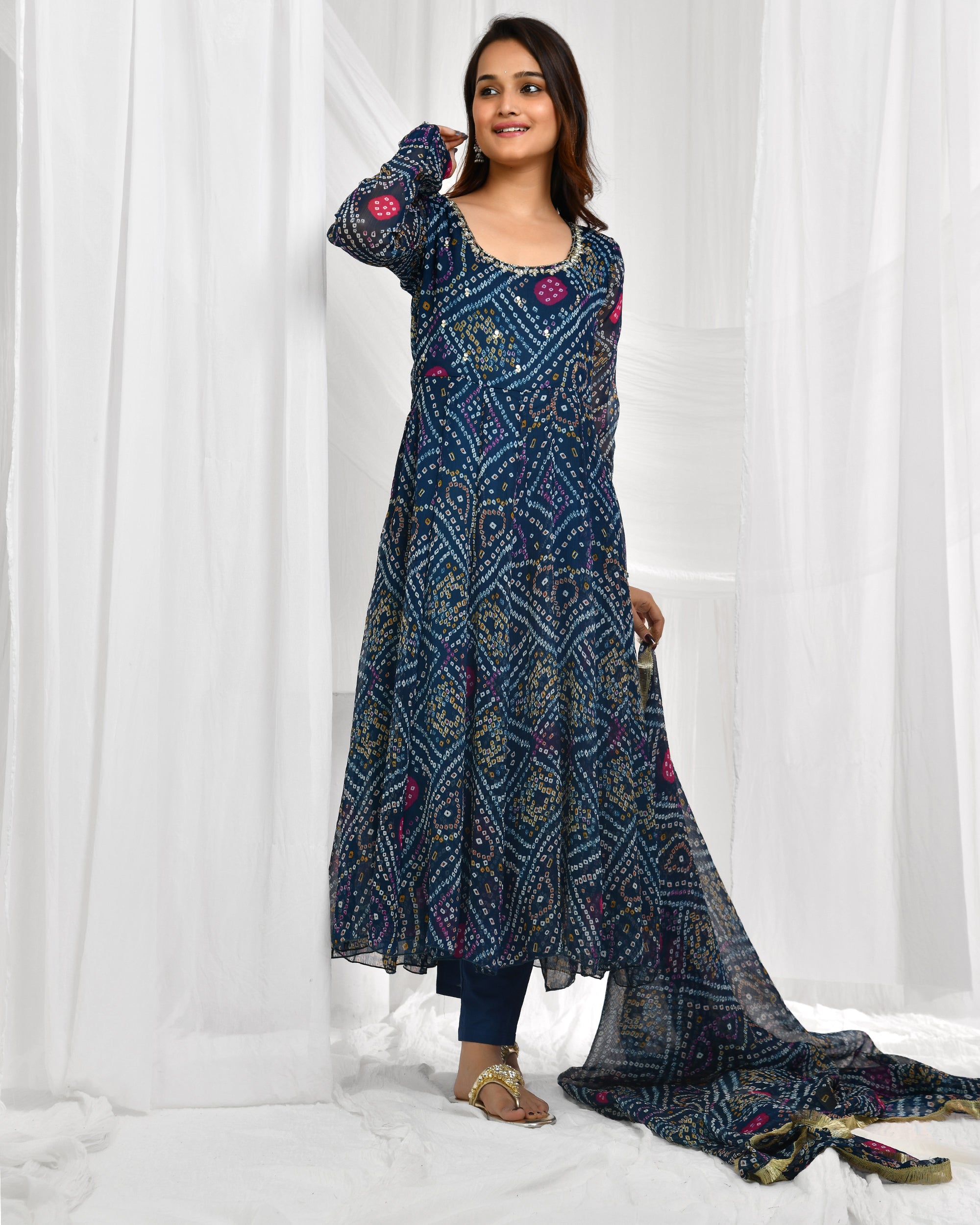 Bandhani Dupatta Pant Set