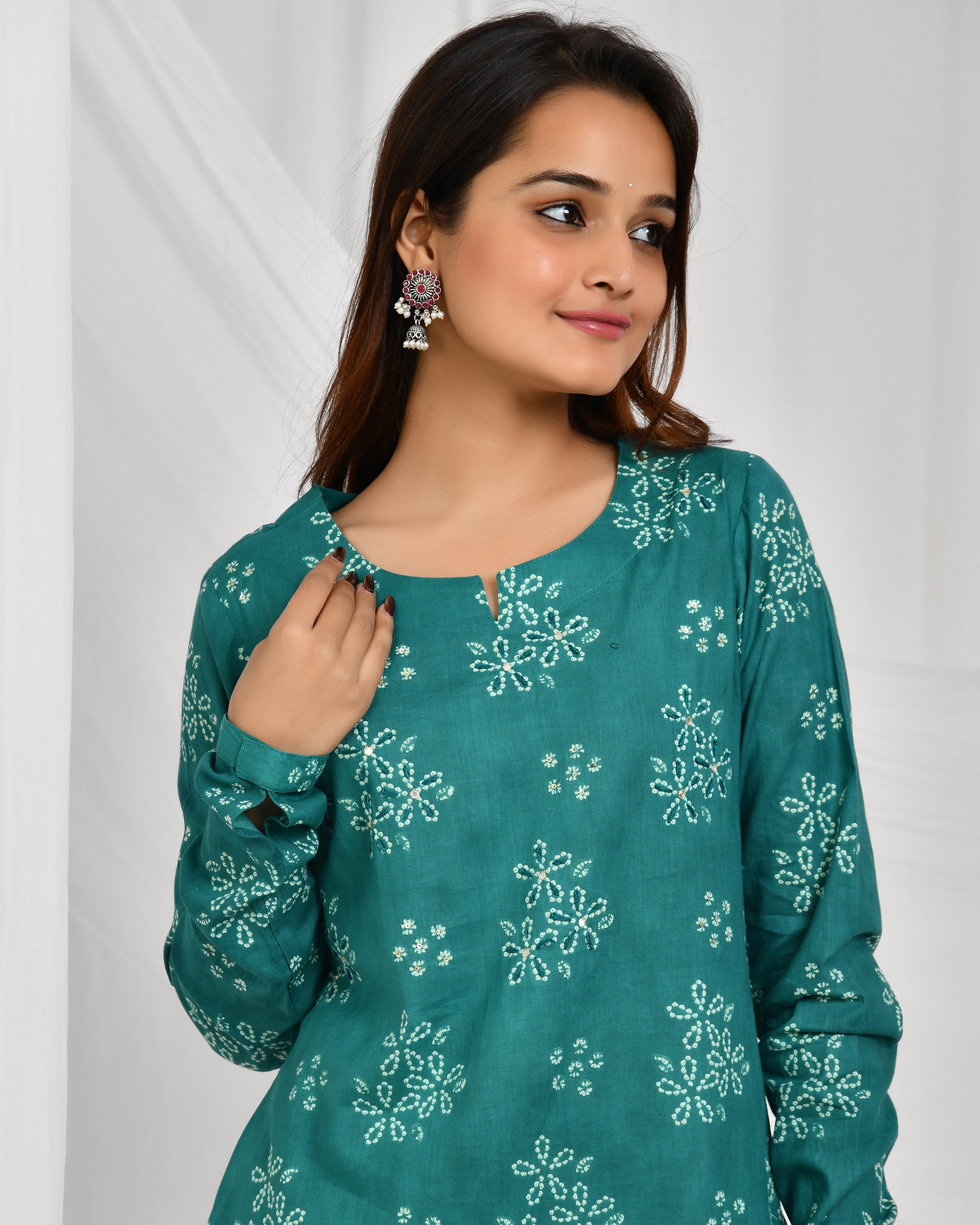 Churidar Sleeve Dupatta Pant Set