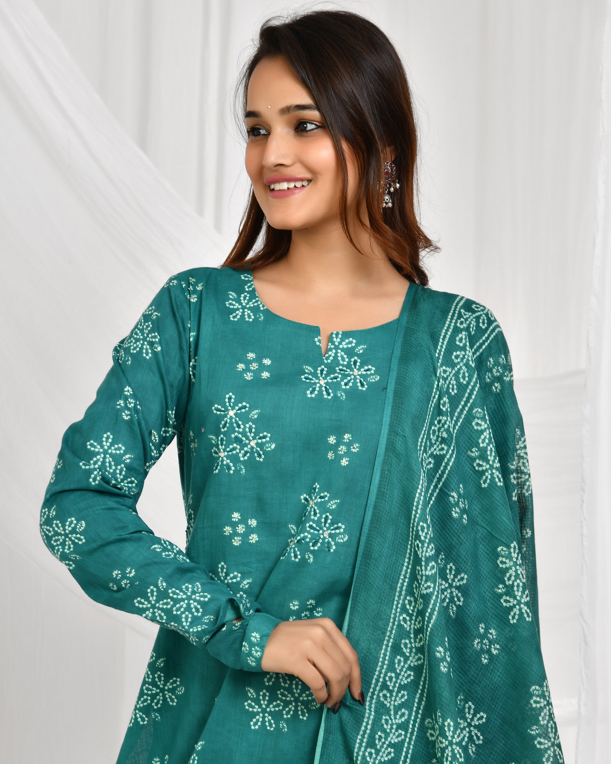 Churidar Sleeve Dupatta Pant Set