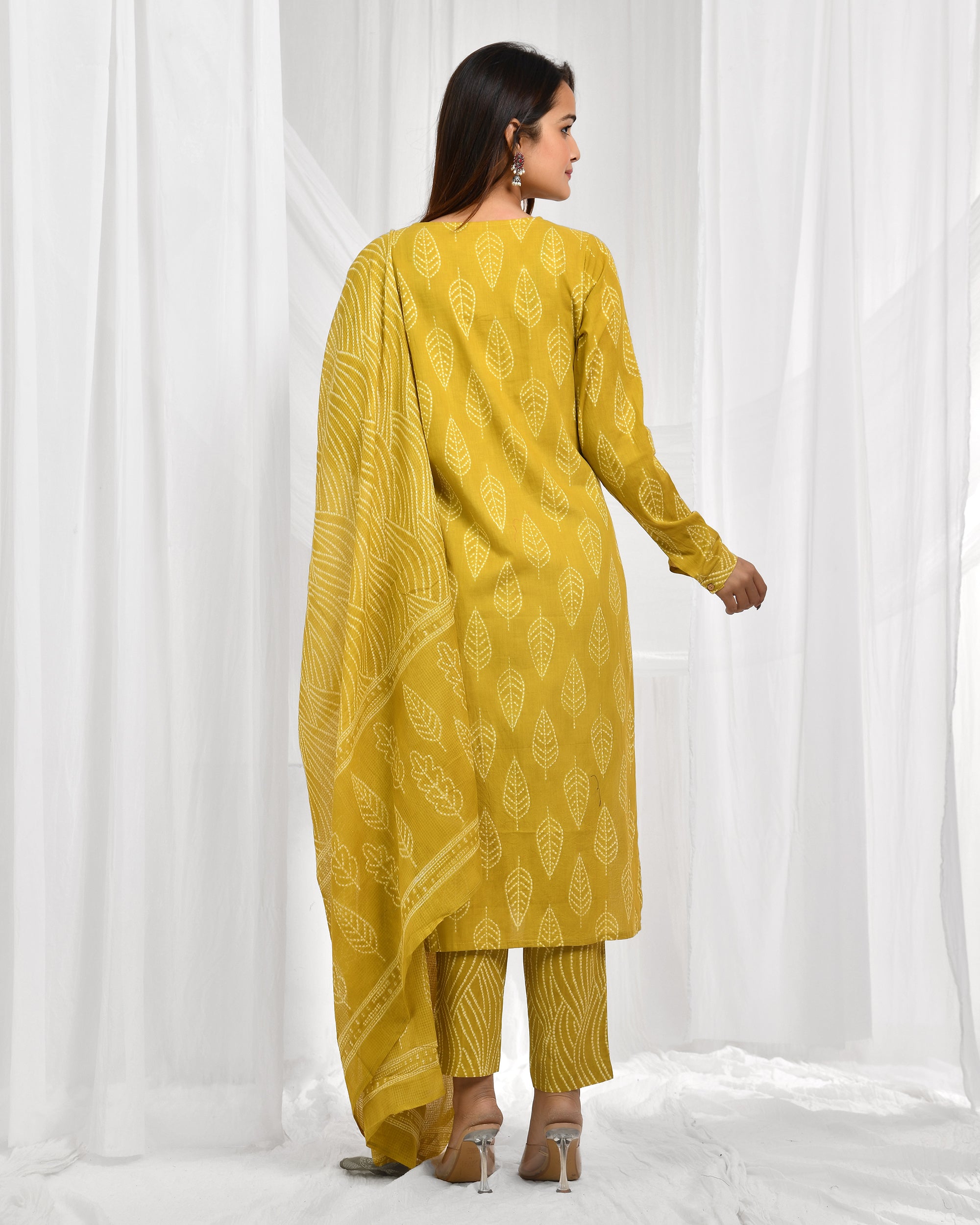 Churidar Sleeve Dupatta Pant Set