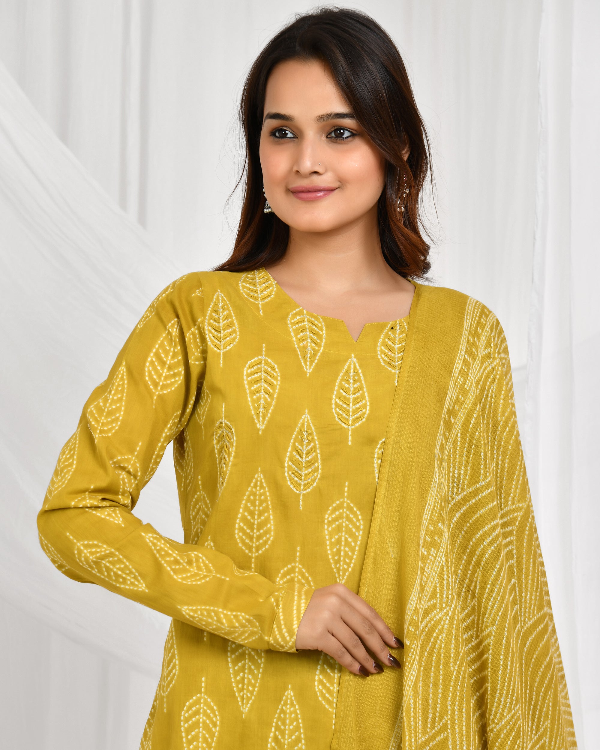 Churidar Sleeve Dupatta Pant Set